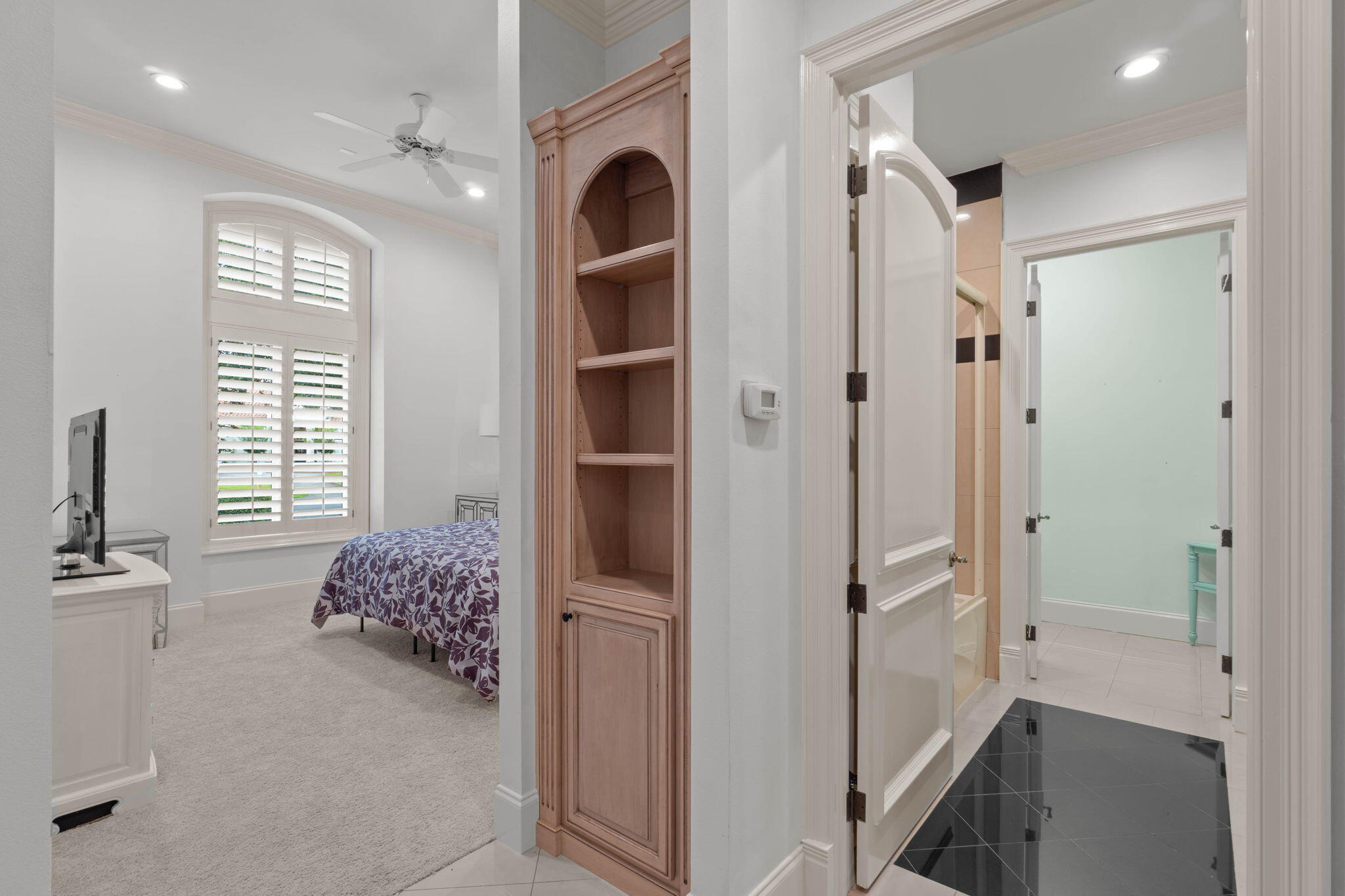 KELLY PLANTATION - Residential
