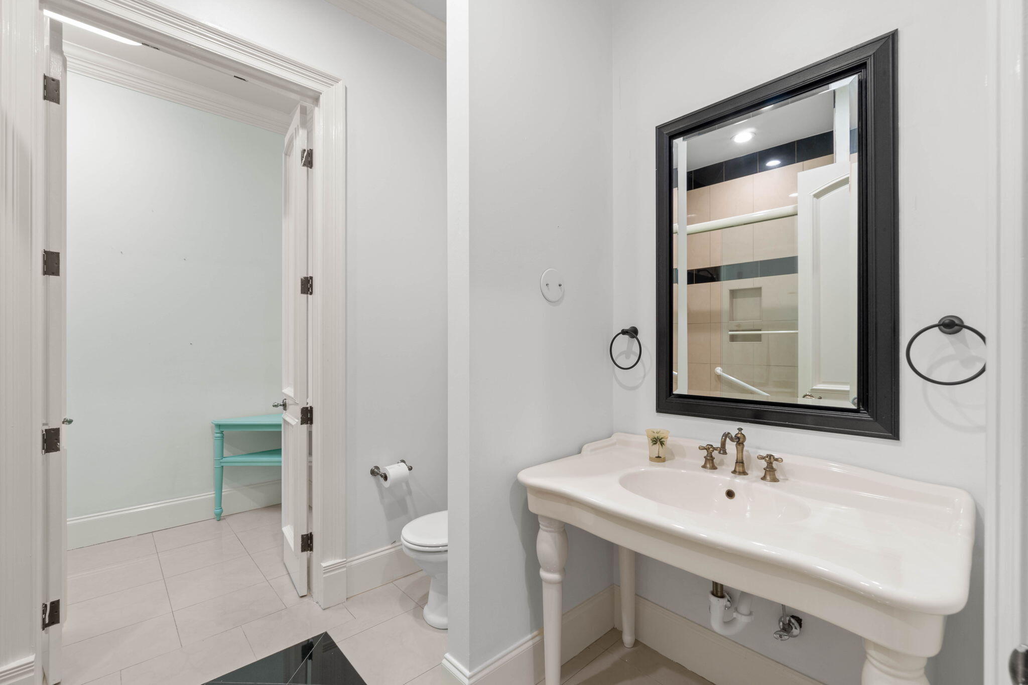 KELLY PLANTATION - Residential