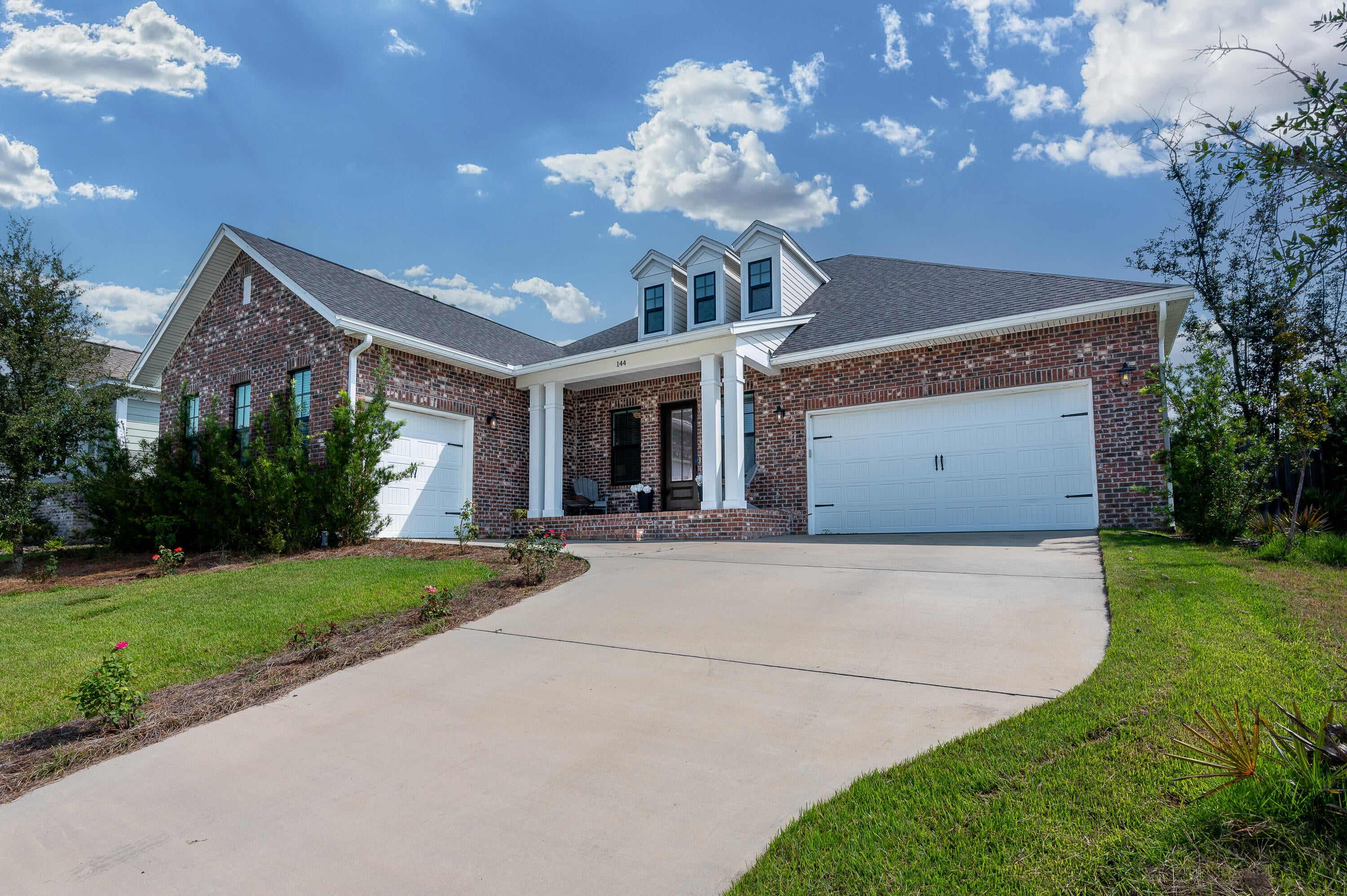 Deer Moss Creek - Residential