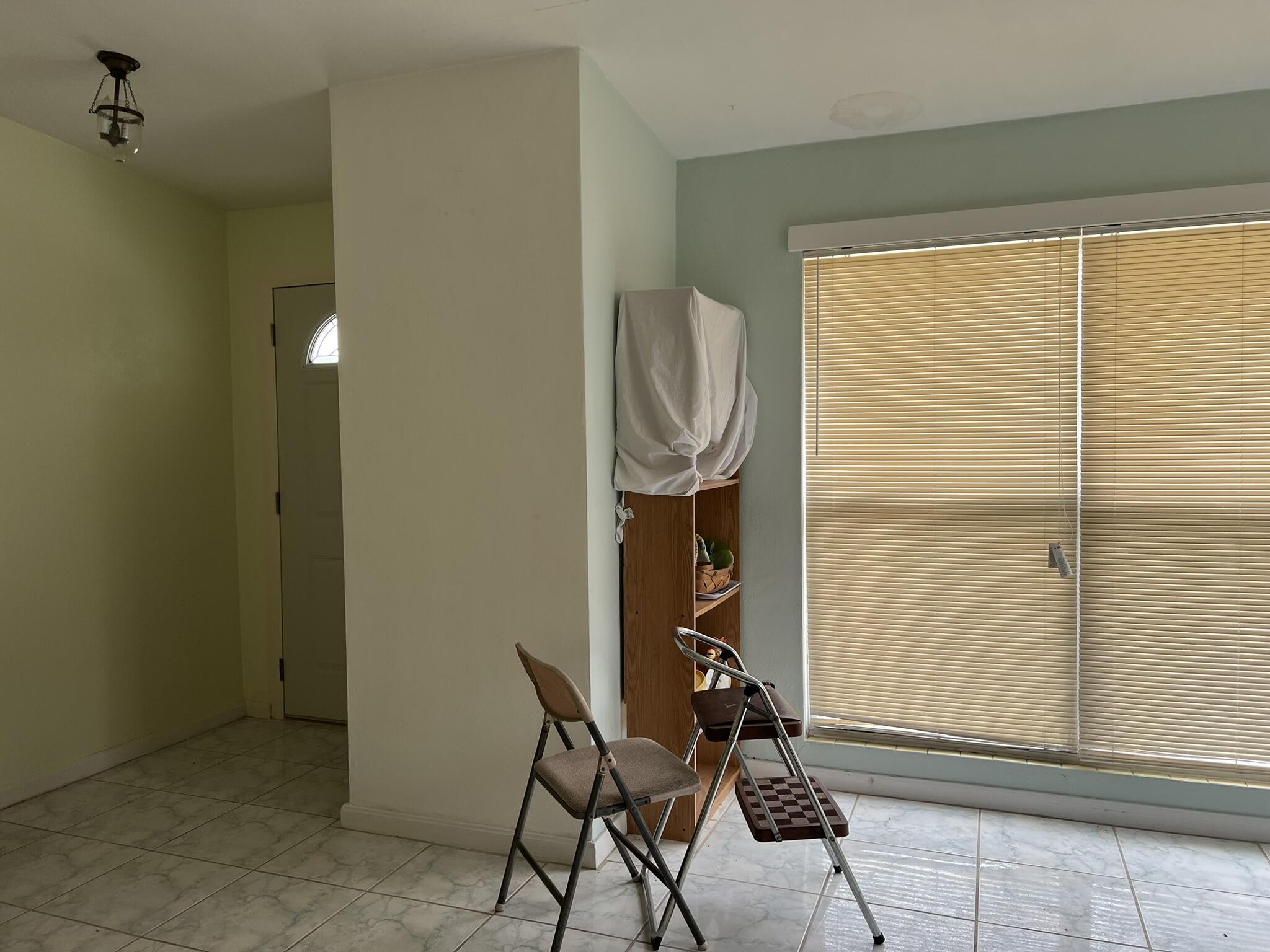 GARNIERS BEACH 2ND - Residential