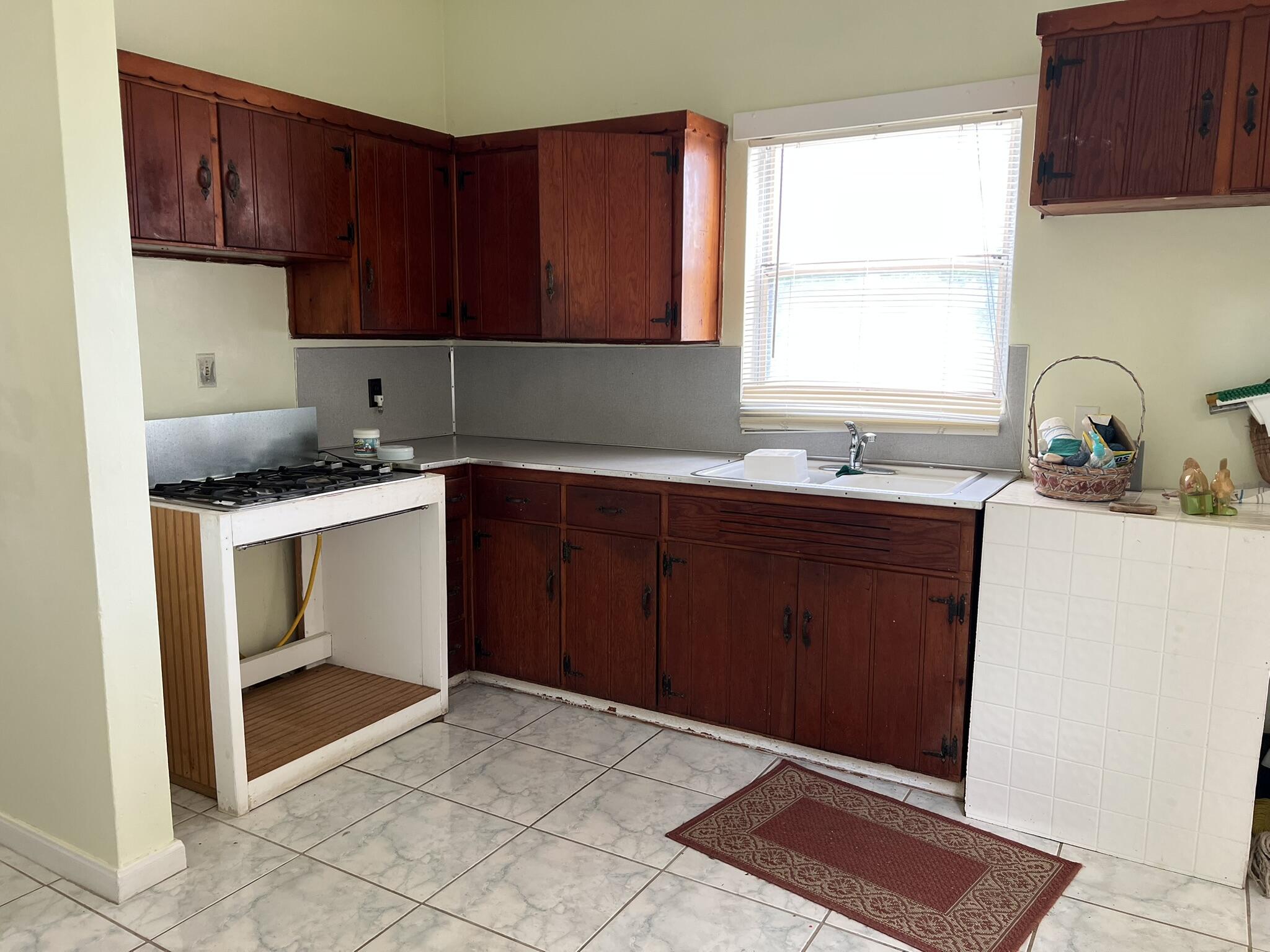 GARNIERS BEACH 2ND - Residential