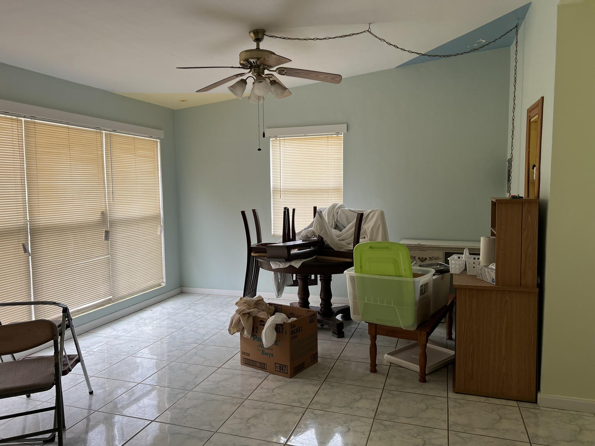 GARNIERS BEACH 2ND - Residential