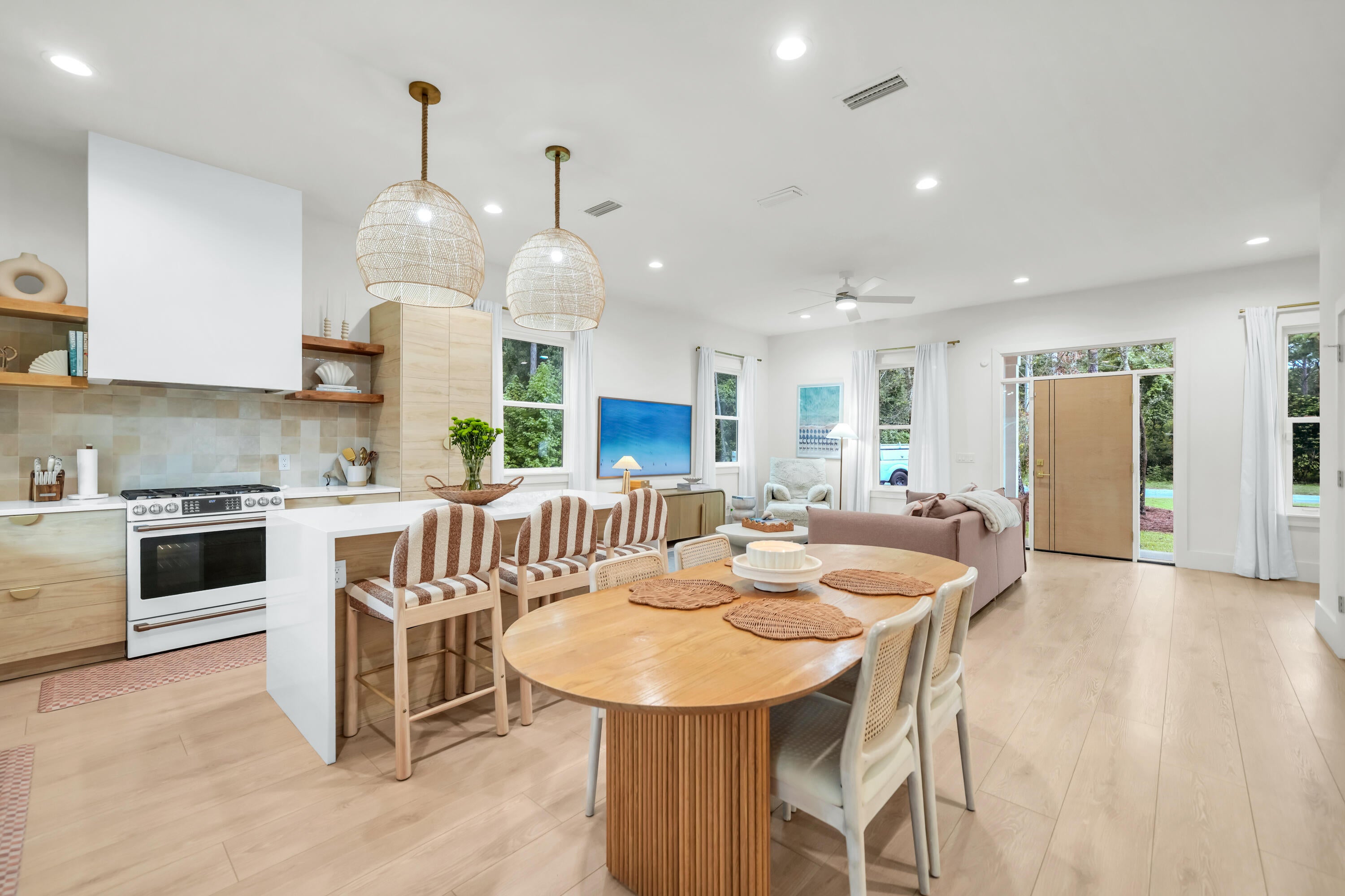 BAY MAGNOLIA - Residential