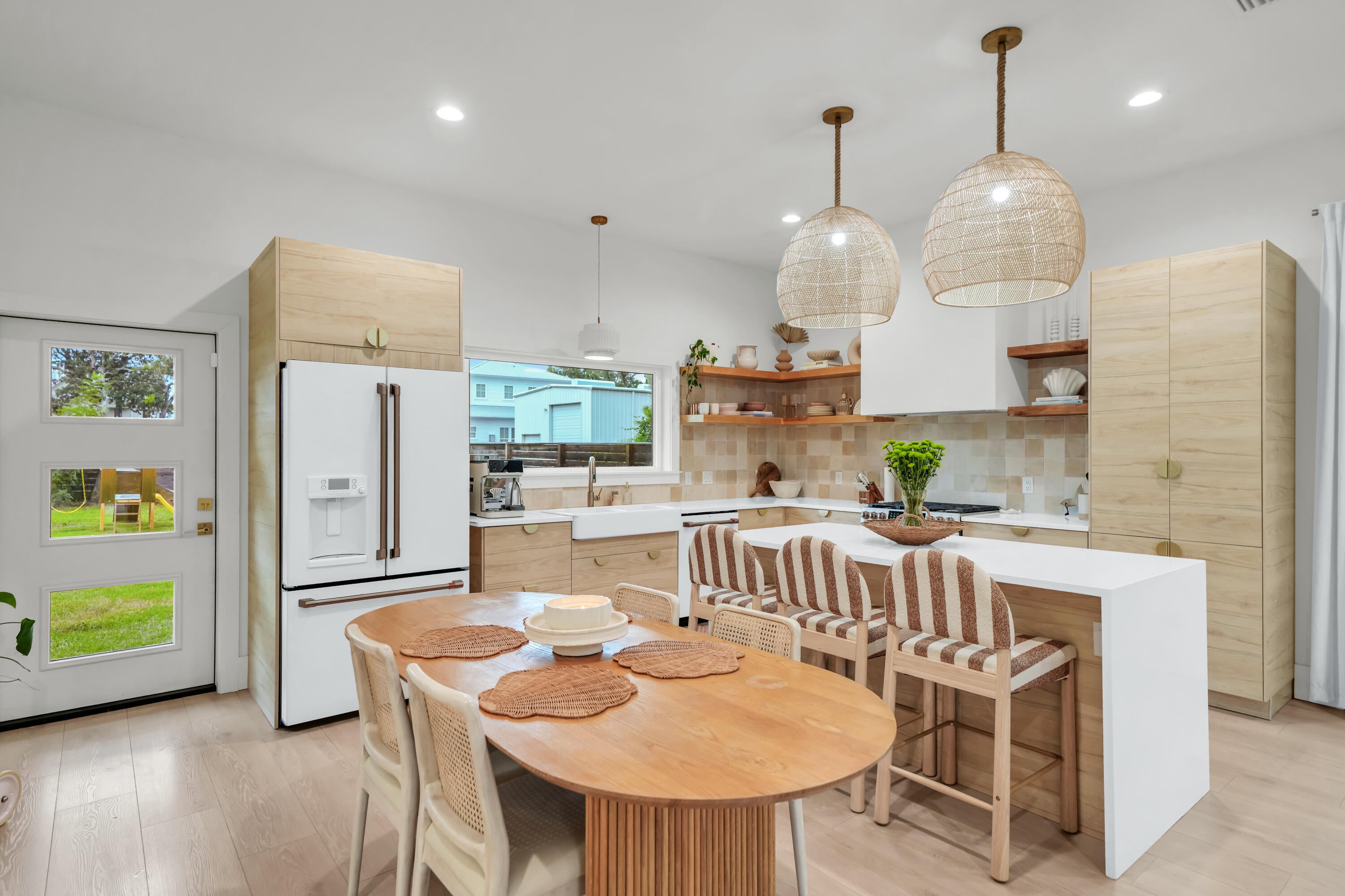 BAY MAGNOLIA - Residential