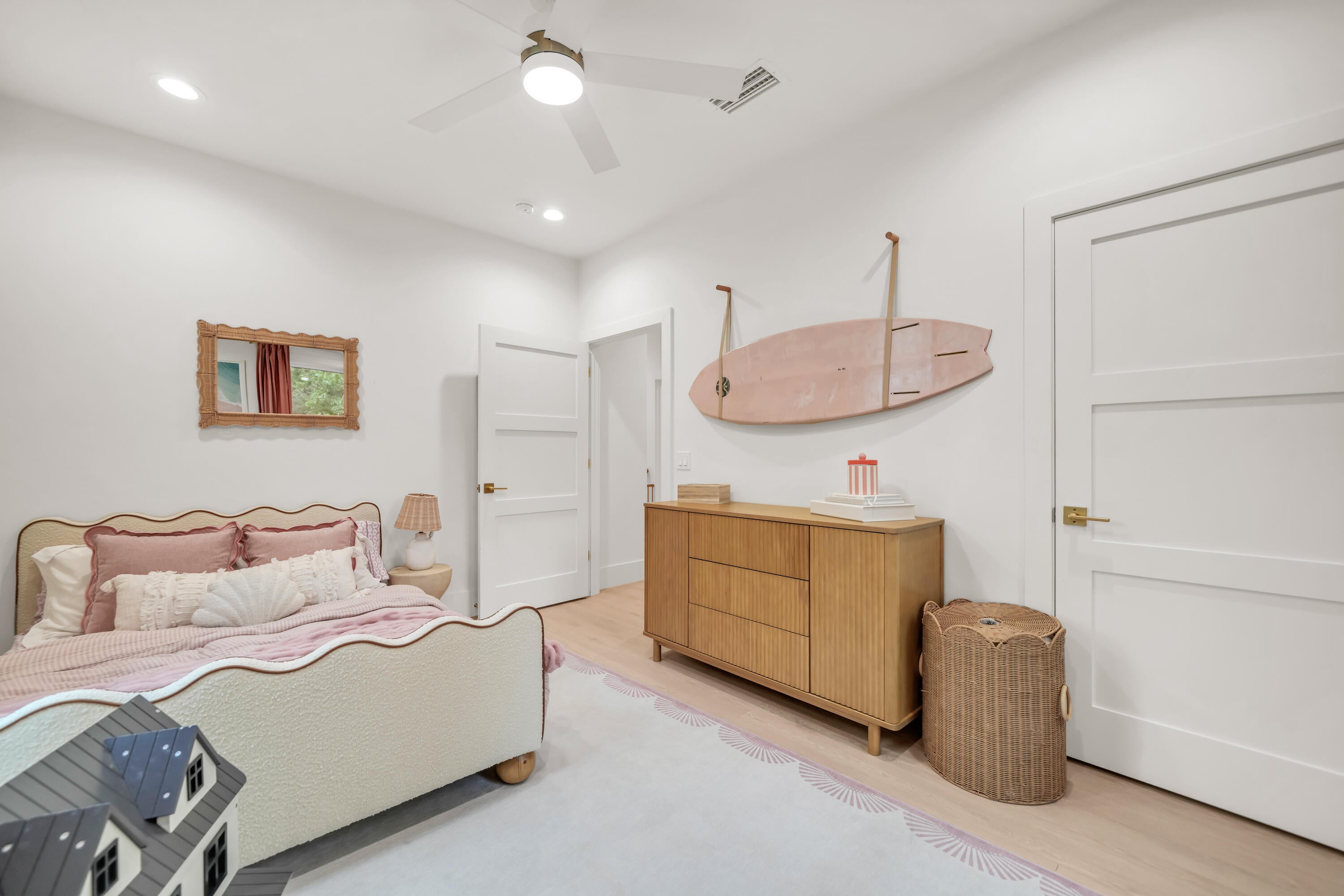 BAY MAGNOLIA - Residential