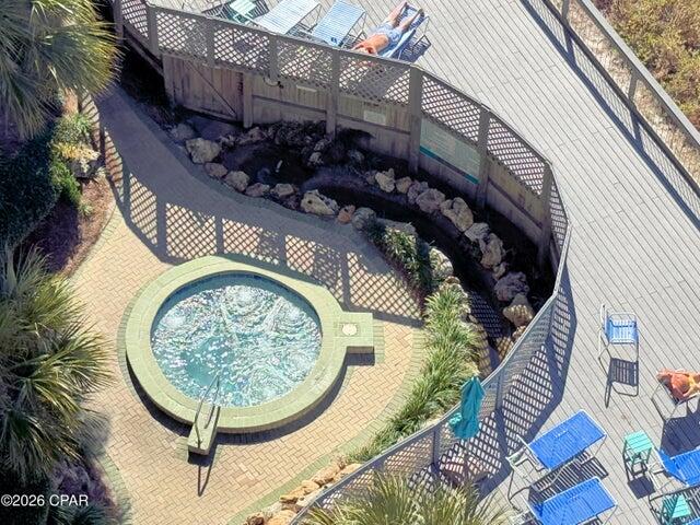 EDGEWATER BEACH - Residential