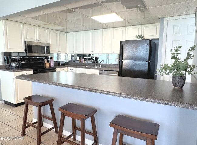 EDGEWATER BEACH - Residential