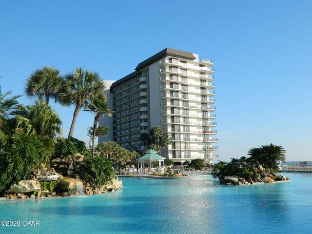 EDGEWATER BEACH - Residential