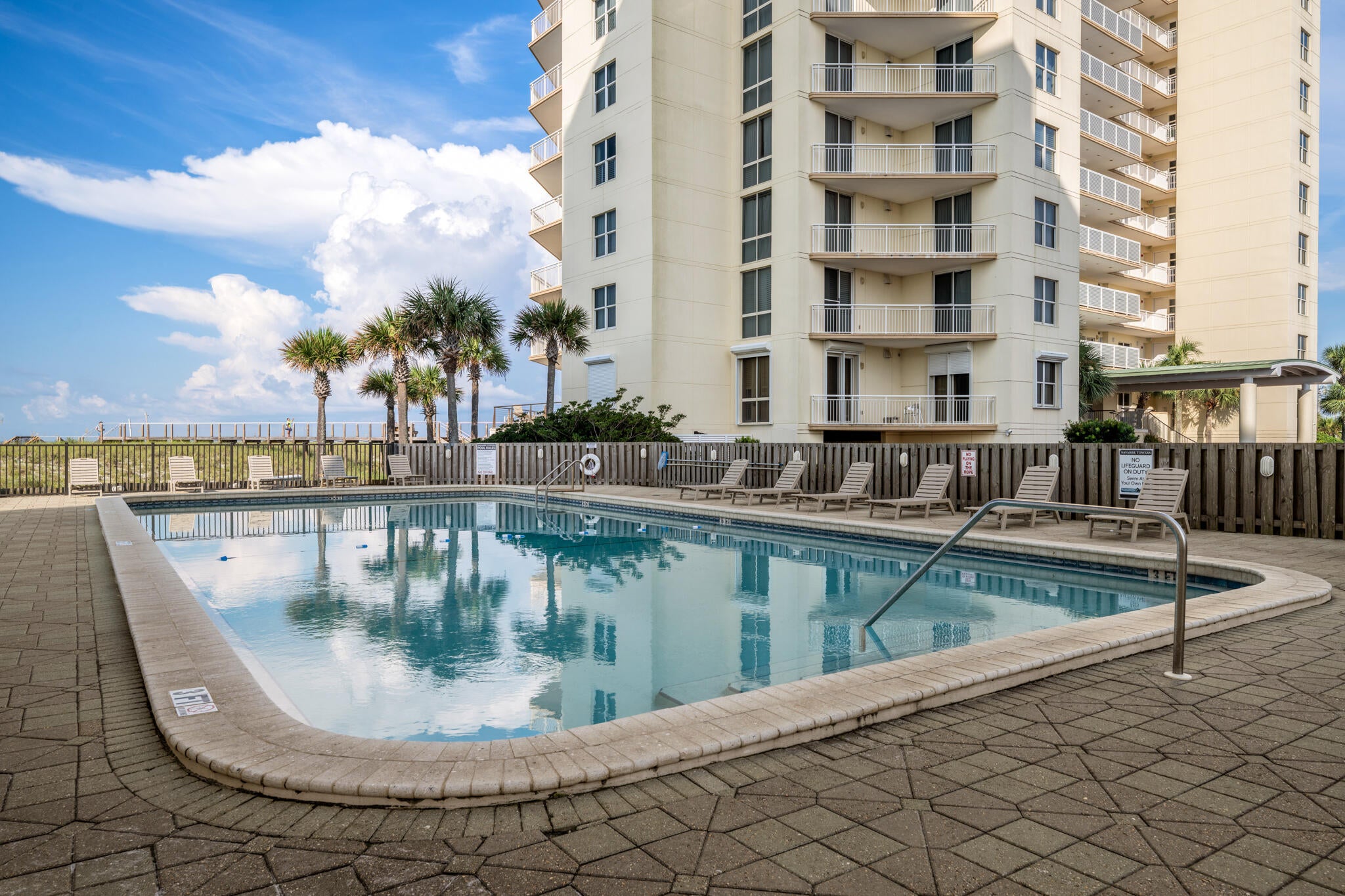 NAVARRE TOWERS CONDO - Residential