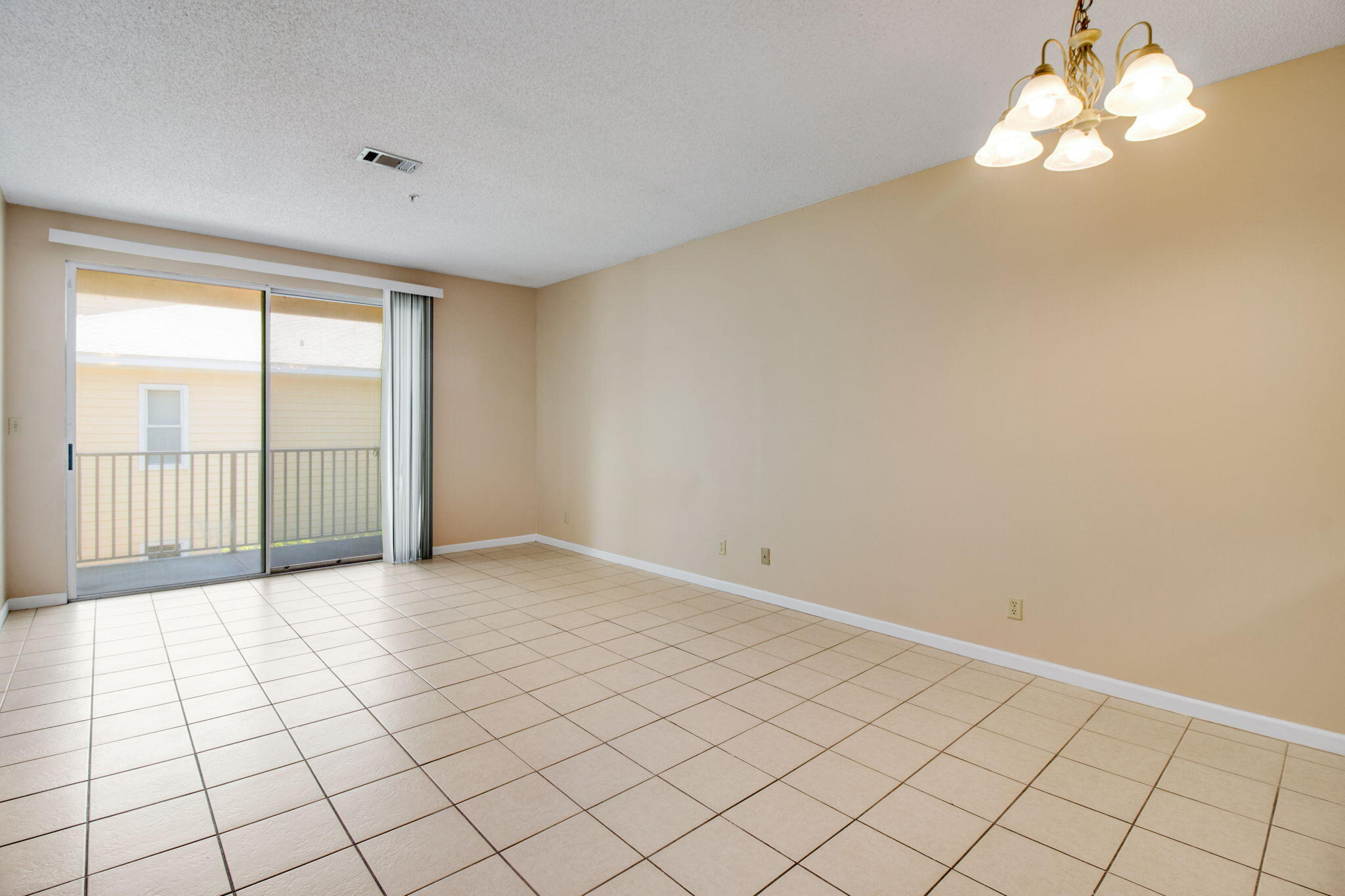POINT OF VIEW Condo - Residential Lease