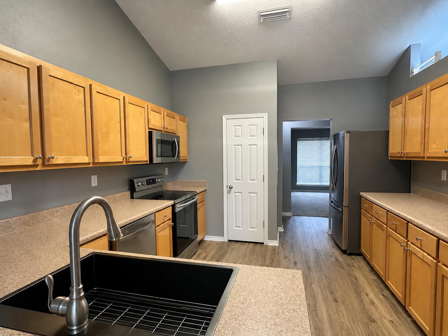 LEE FARM - Residential Lease