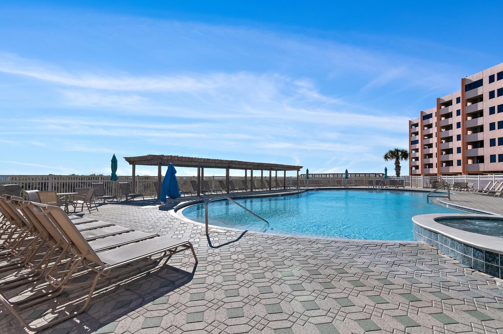 Jetty East Condominium - Residential
