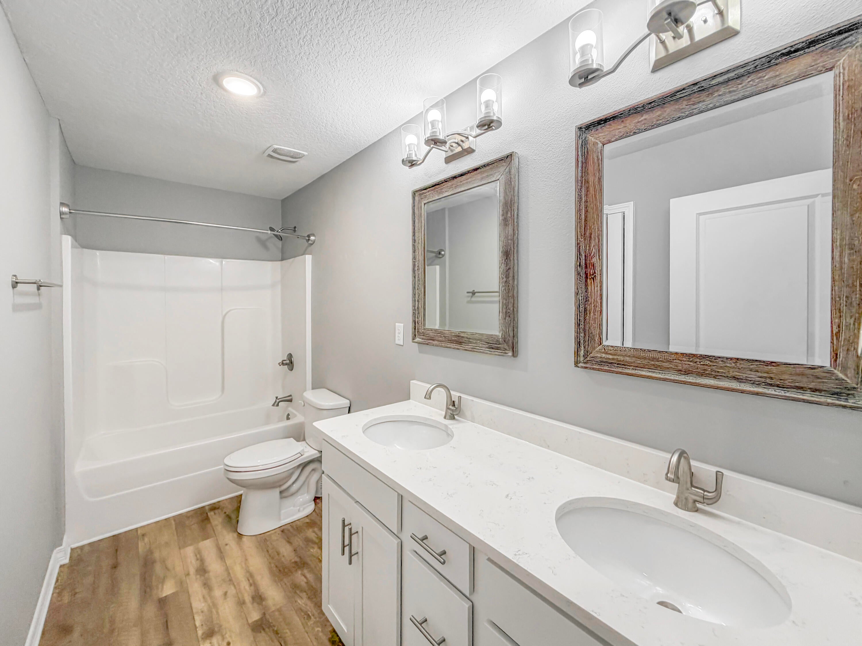 PARTRIDGE HILLS - Residential