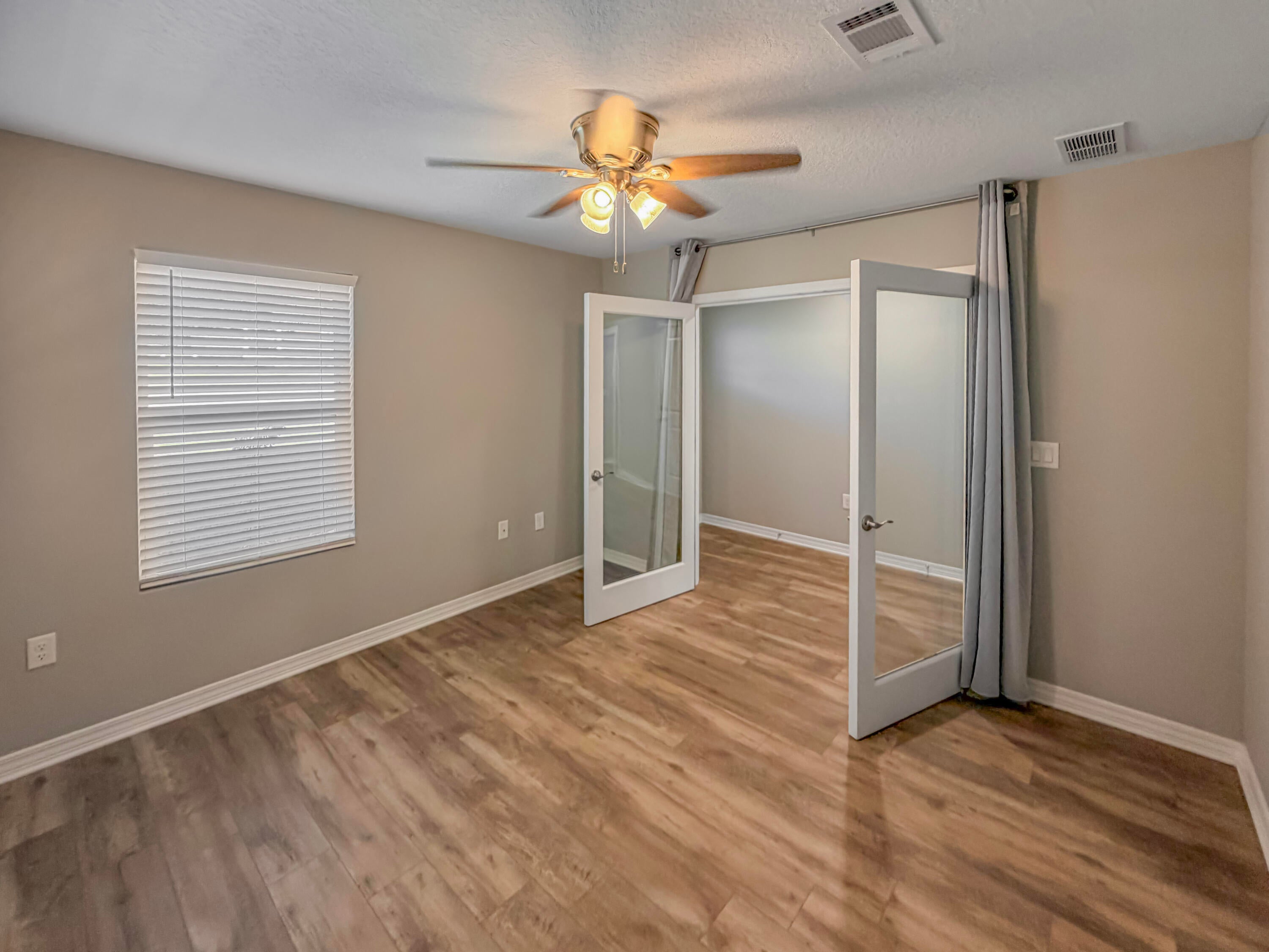 PARTRIDGE HILLS - Residential
