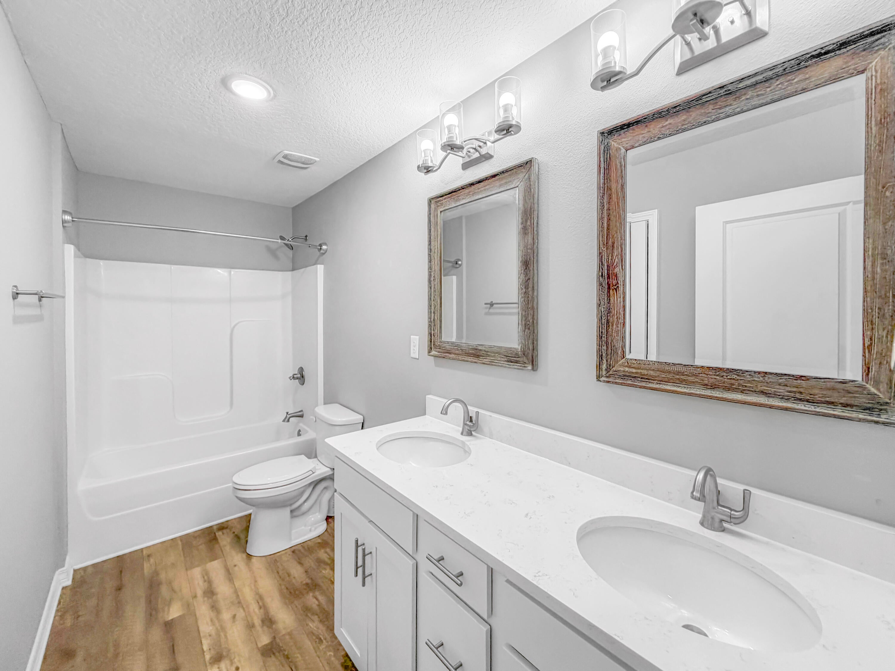 PARTRIDGE HILLS - Residential
