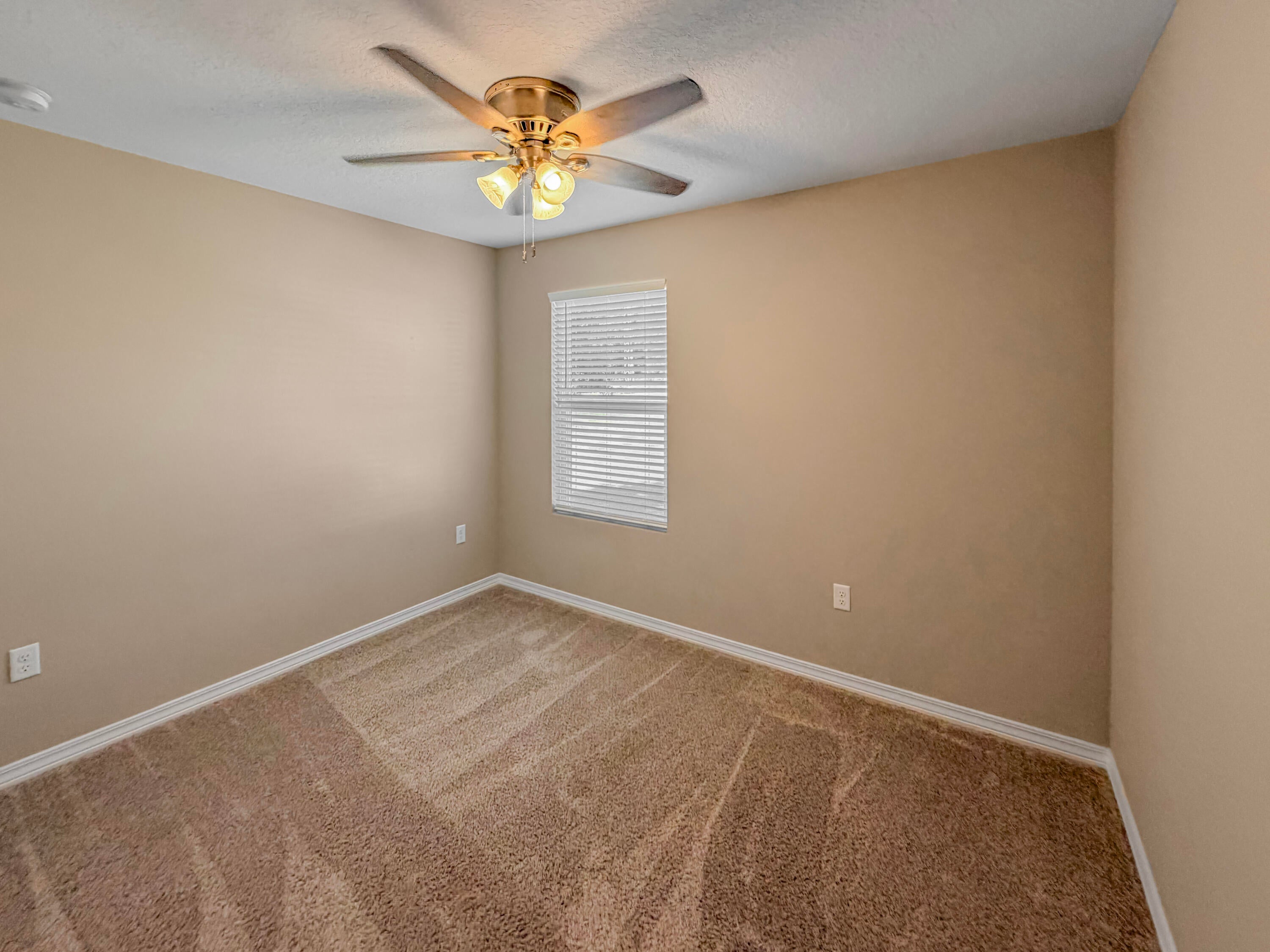 PARTRIDGE HILLS - Residential