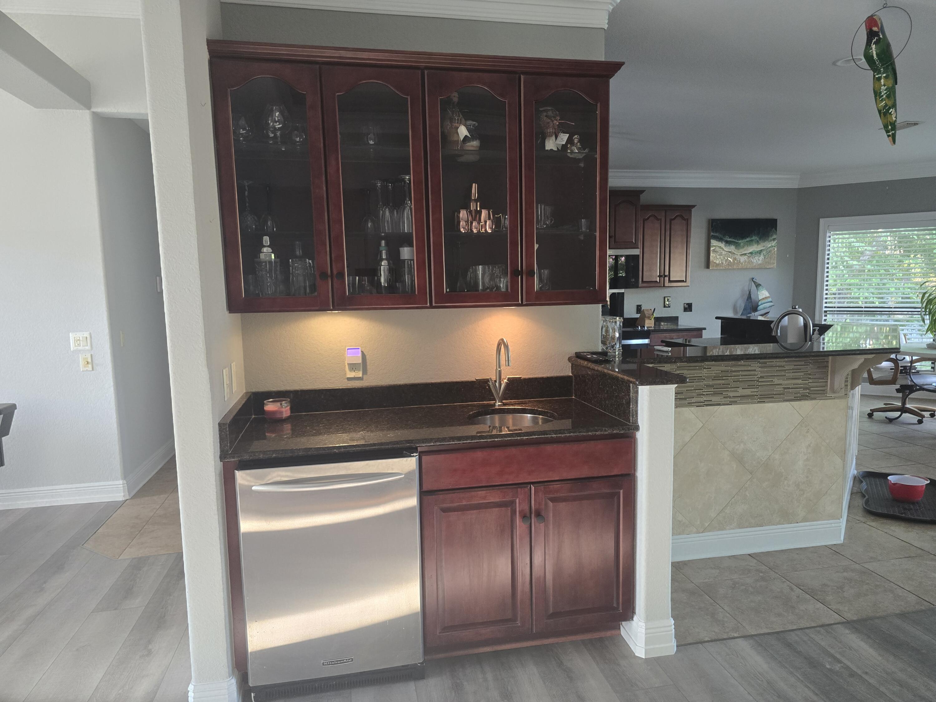 HOLLEY BY THE SEA - Residential