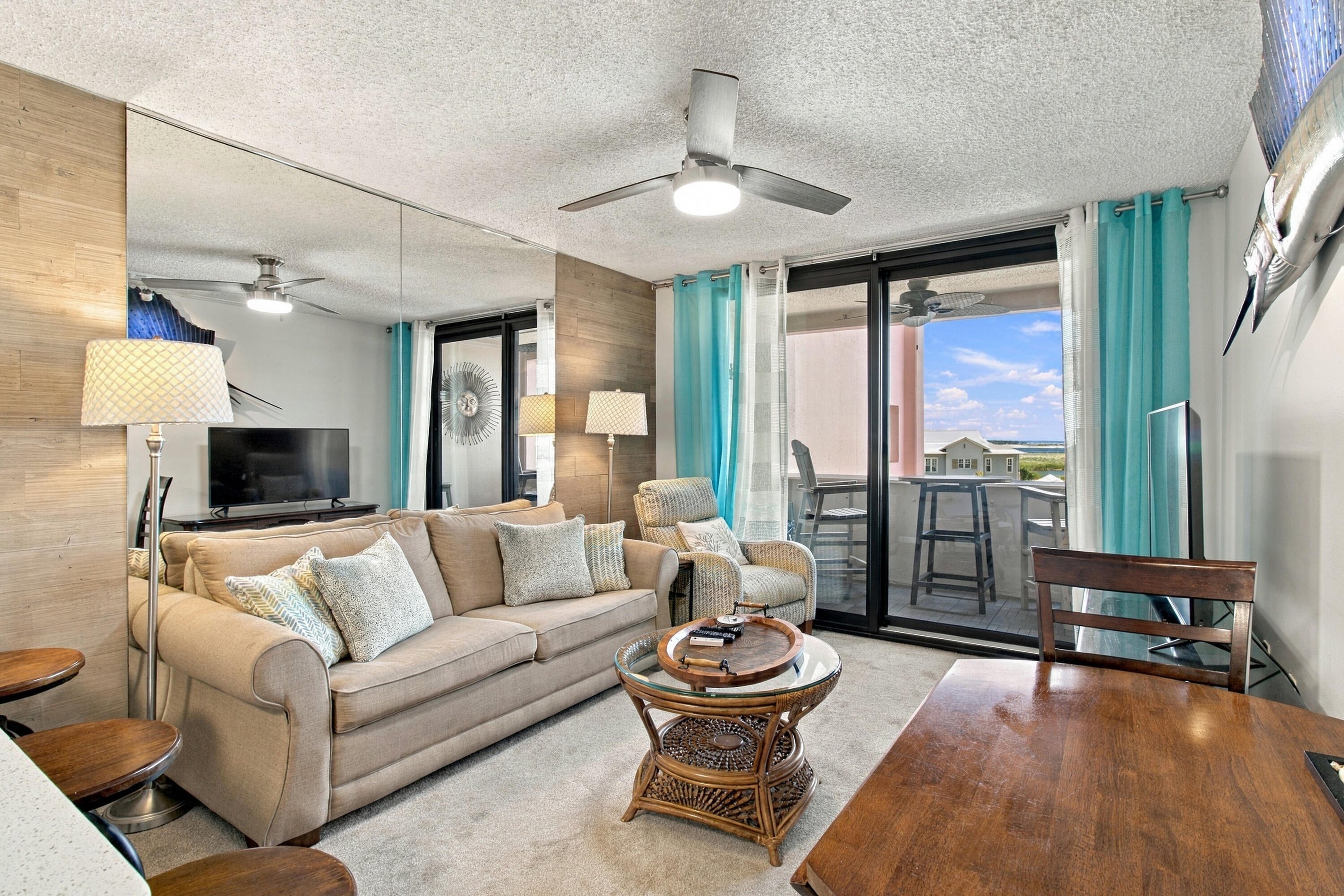 Jetty East Condominium - Residential