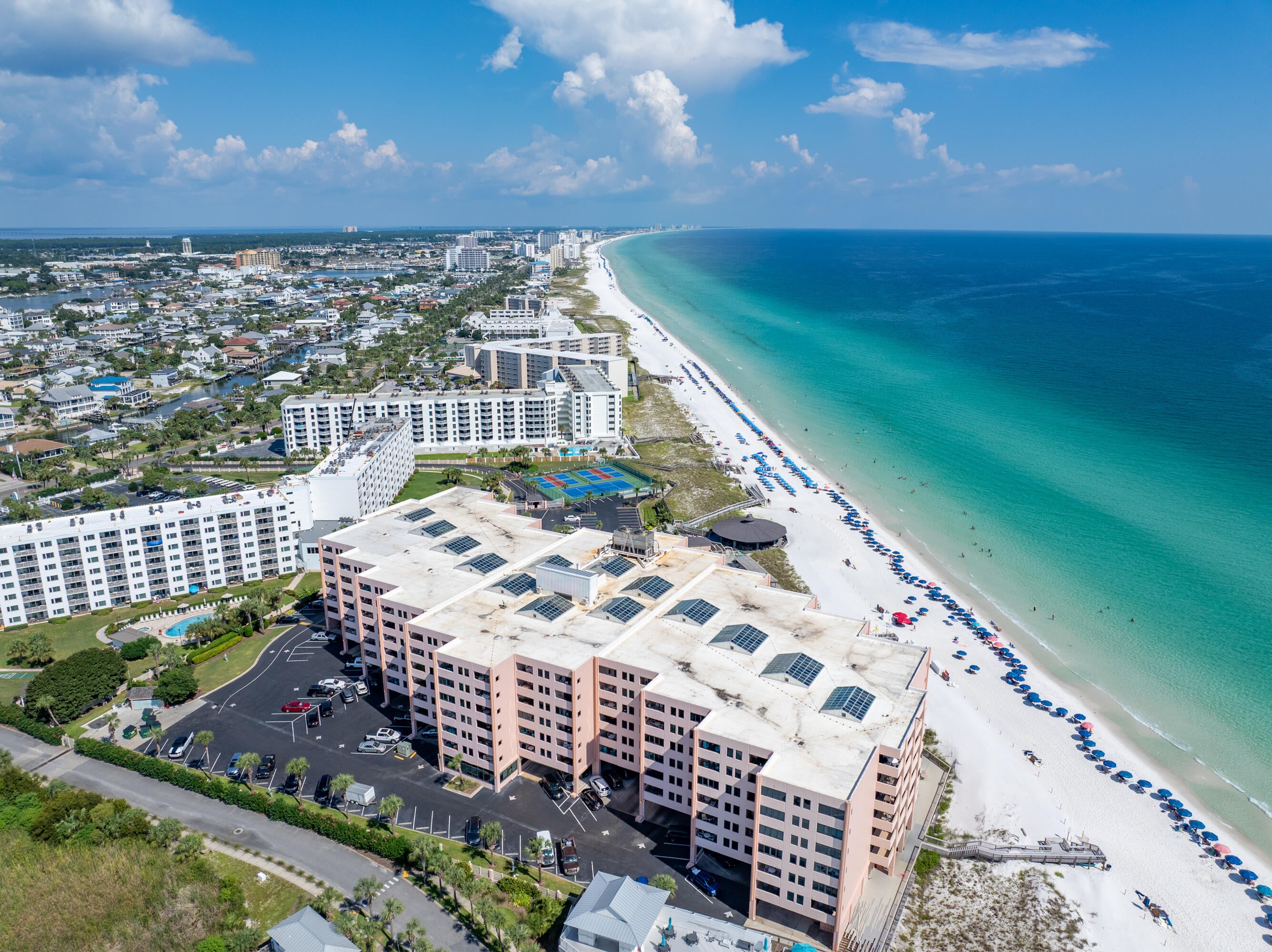 Jetty East Condominium - Residential