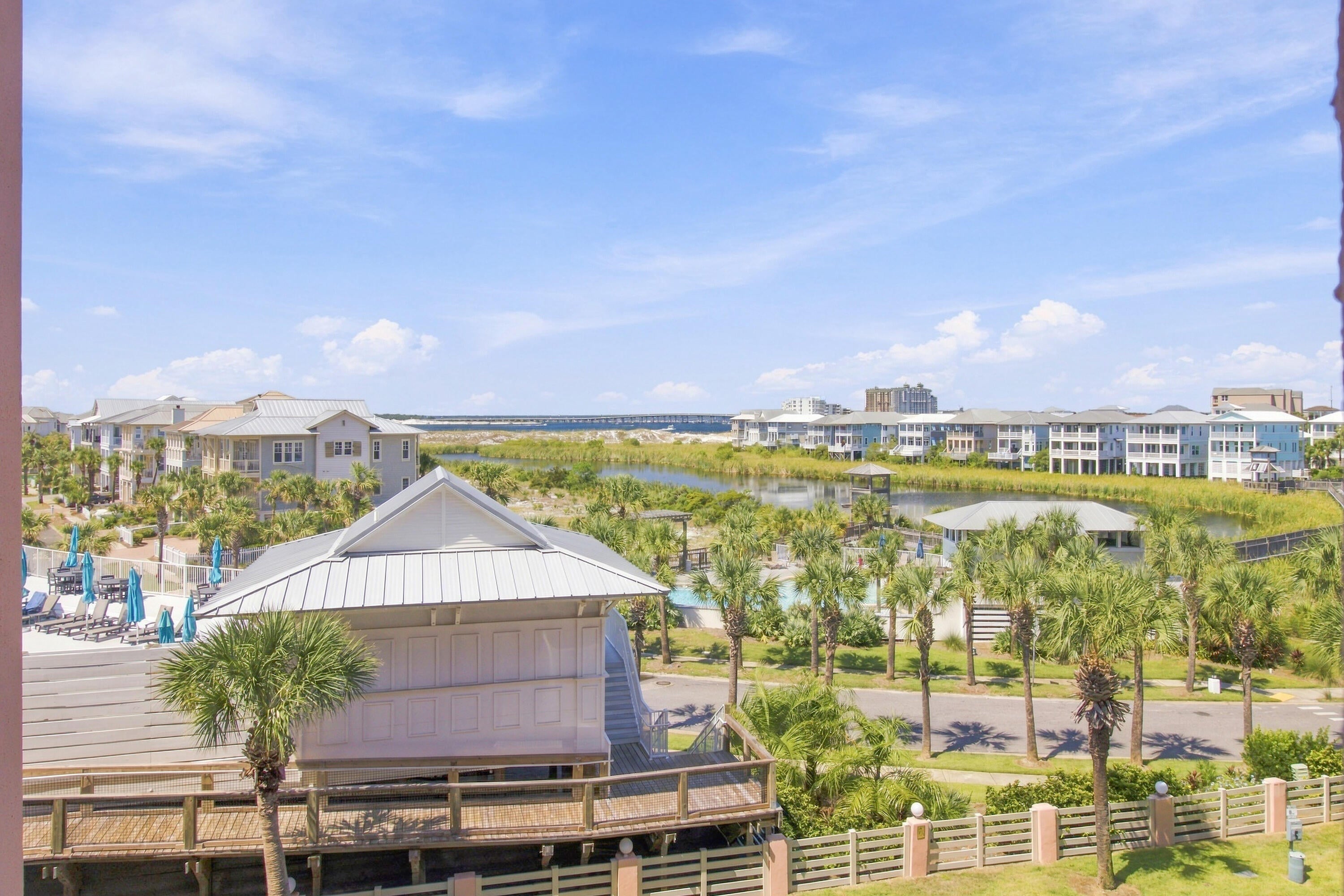 Jetty East Condominium - Residential