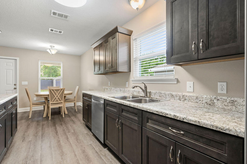 GARDEN CITY - Residential
