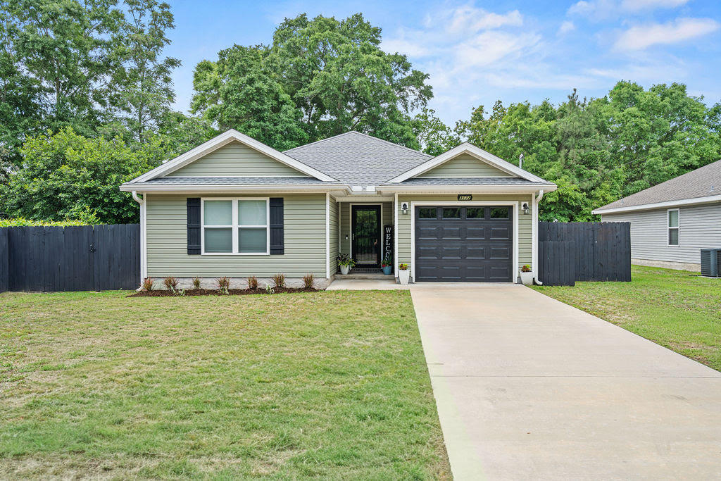 GARDEN CITY - Residential
