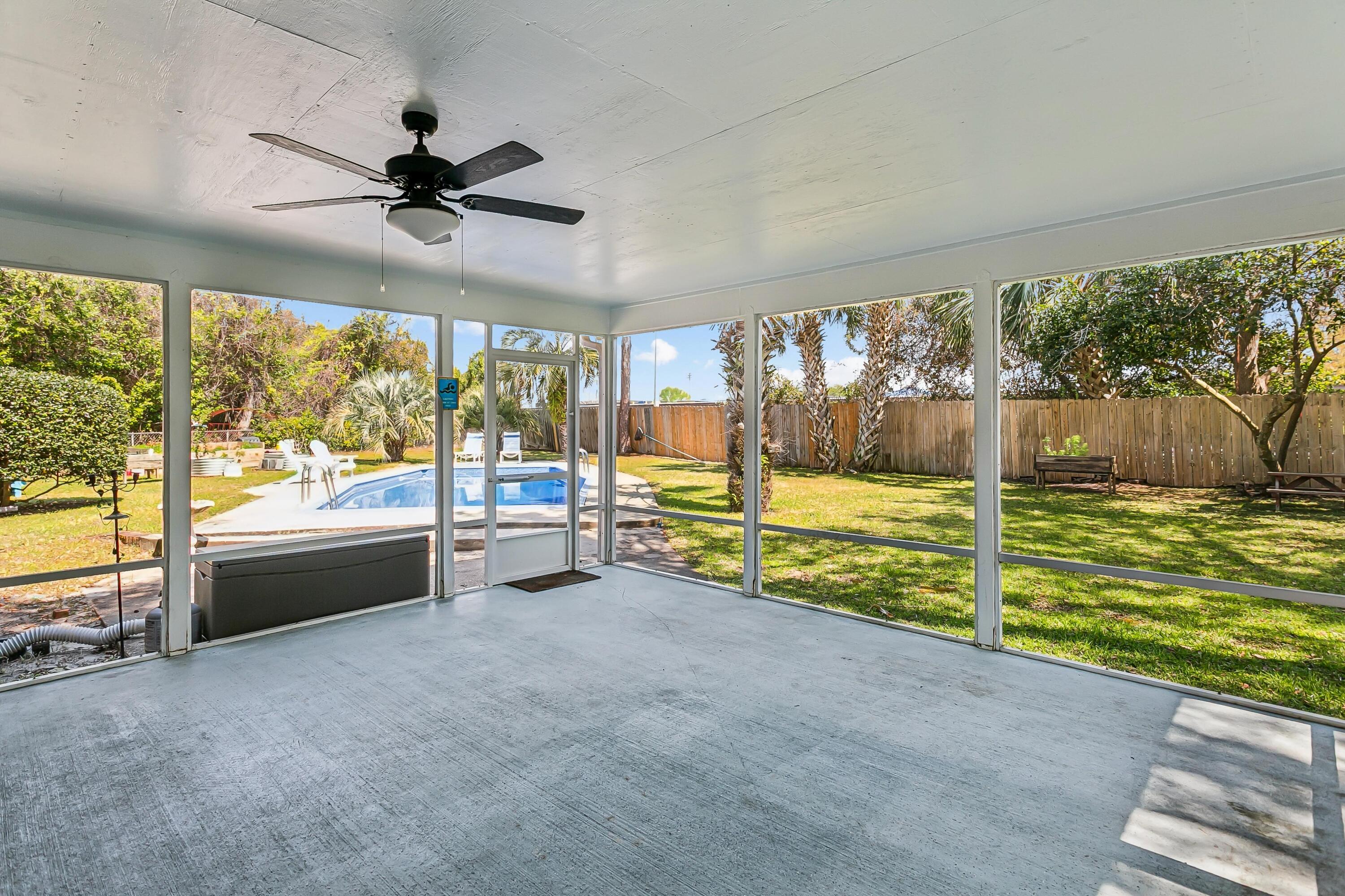 Gulf Breeze Park - Residential