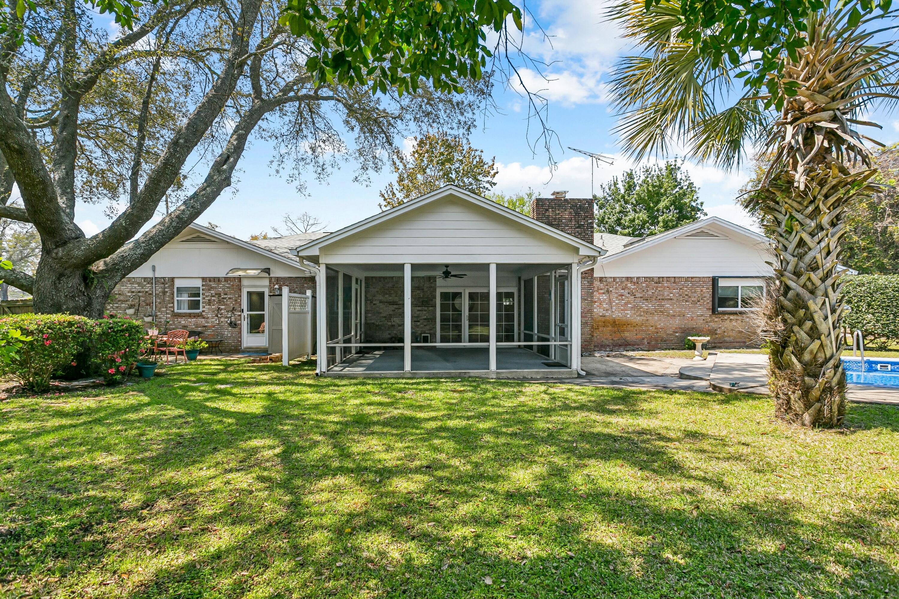 Gulf Breeze Park - Residential