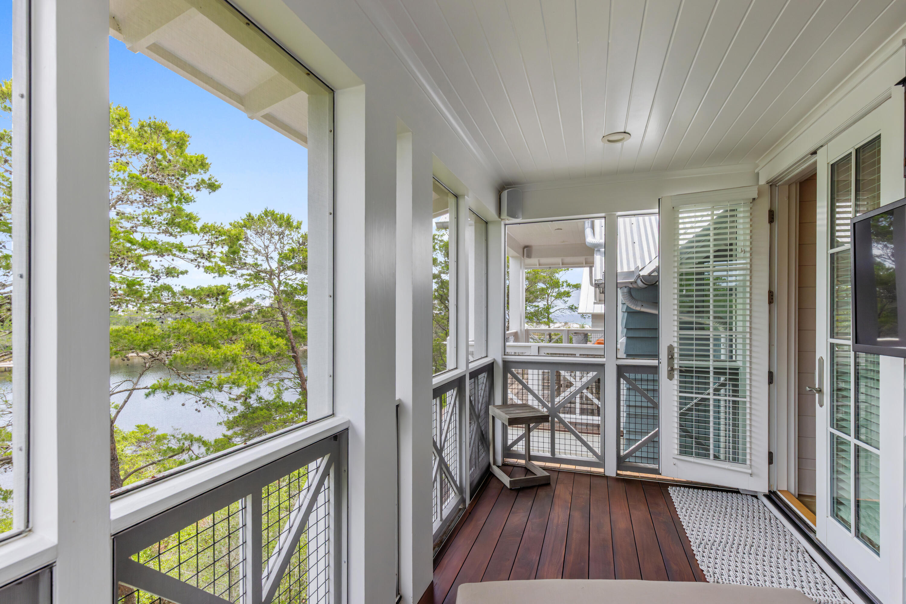 DRAPER LAKE COASTAL VILLAGE - Residential