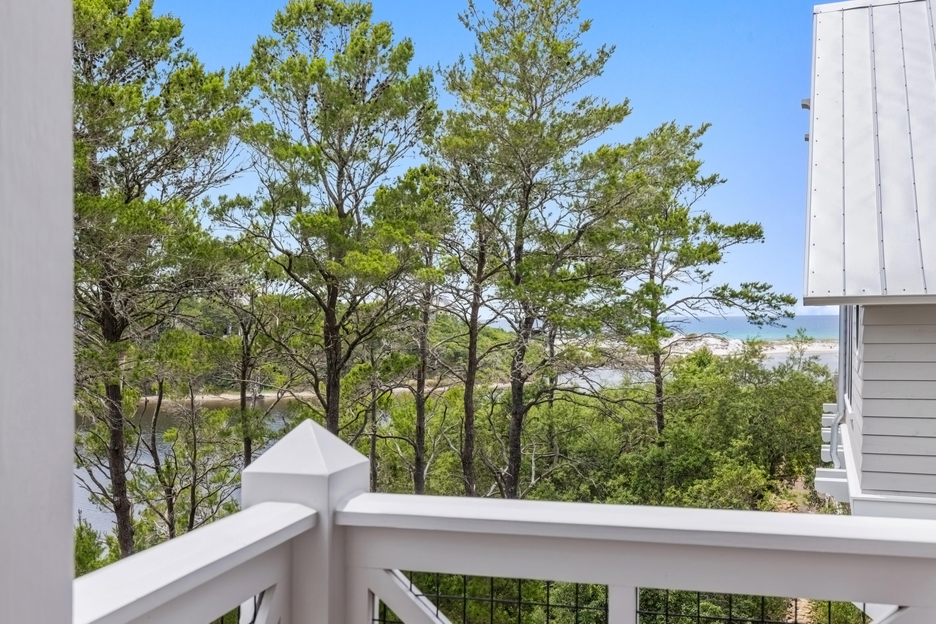 DRAPER LAKE COASTAL VILLAGE - Residential