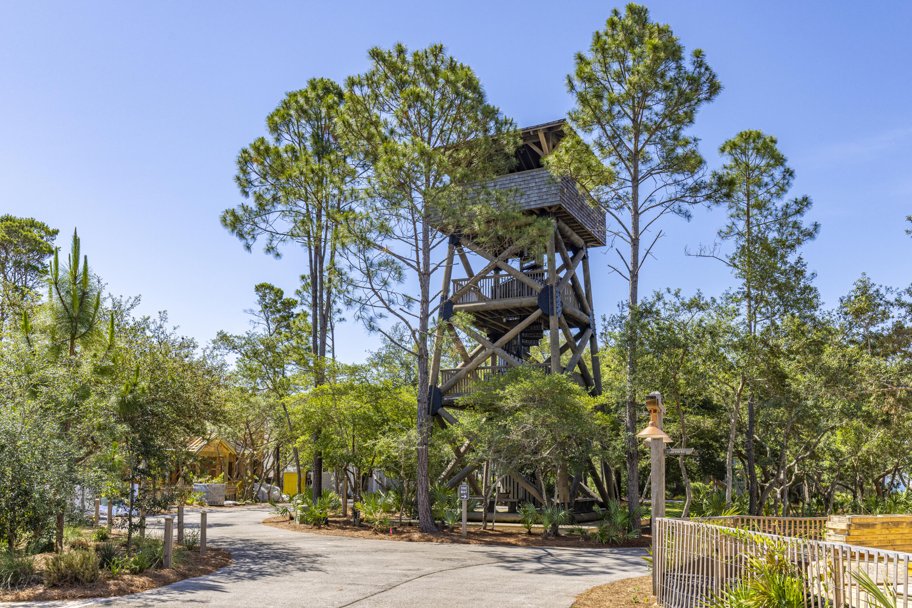 DRAPER LAKE COASTAL VILLAGE - Residential