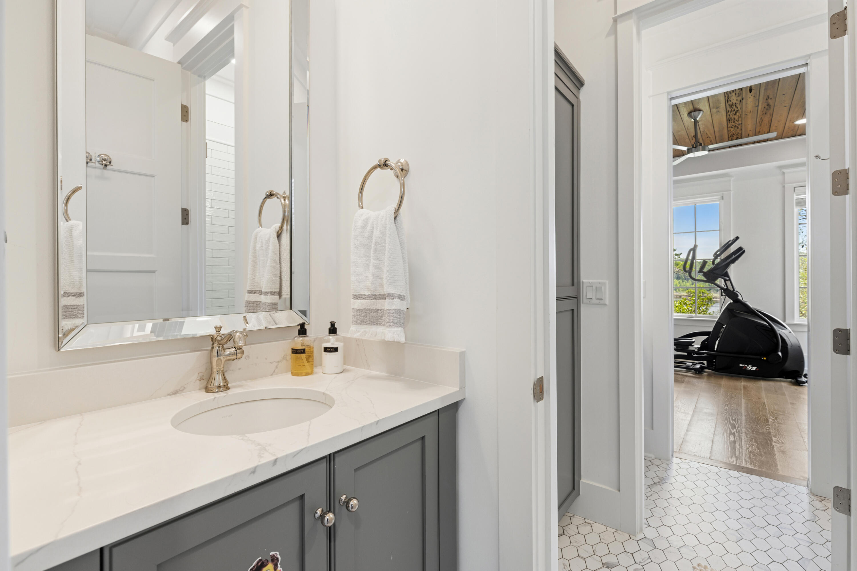 DRAPER LAKE COASTAL VILLAGE - Residential
