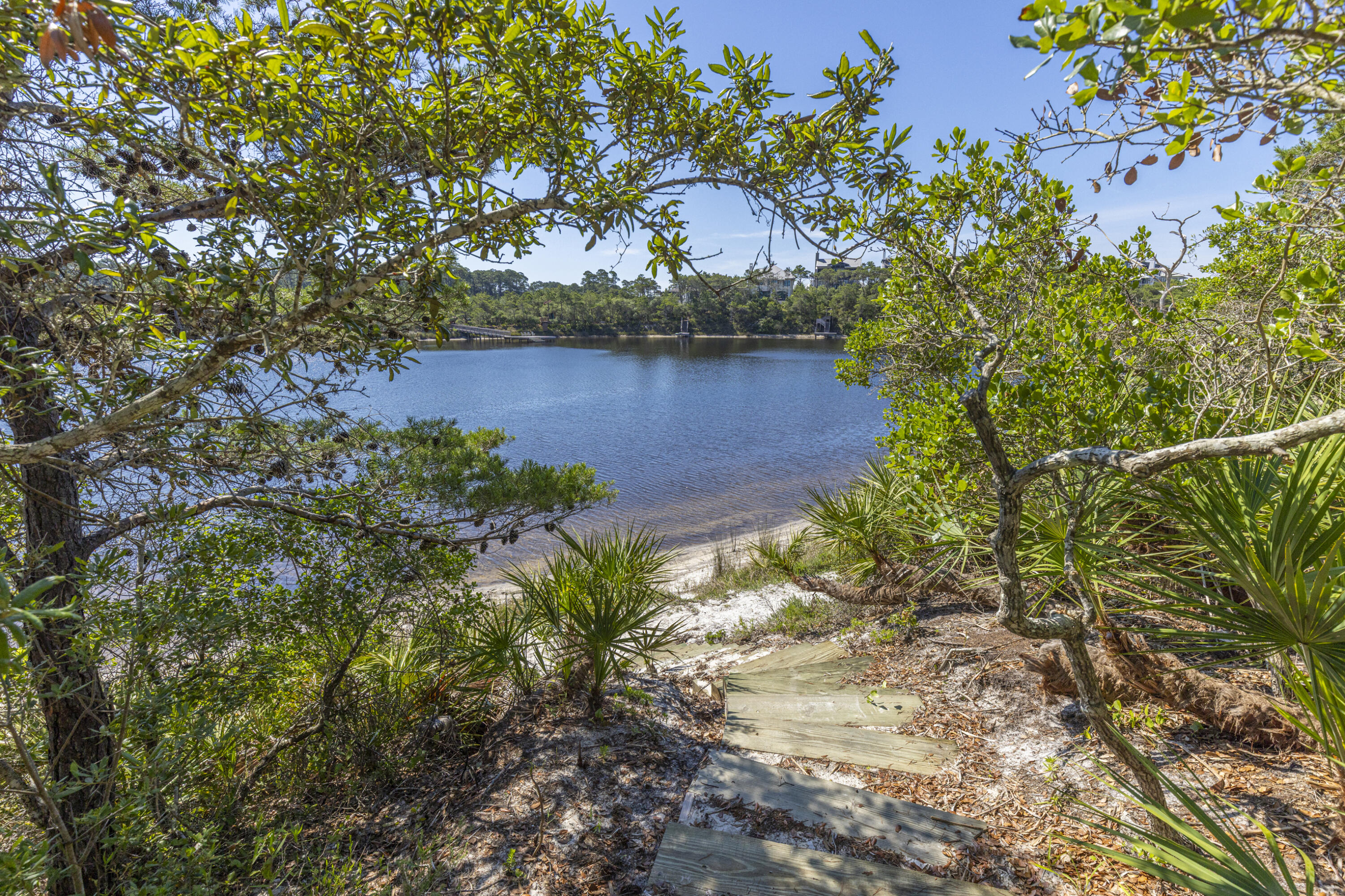 DRAPER LAKE COASTAL VILLAGE - Residential