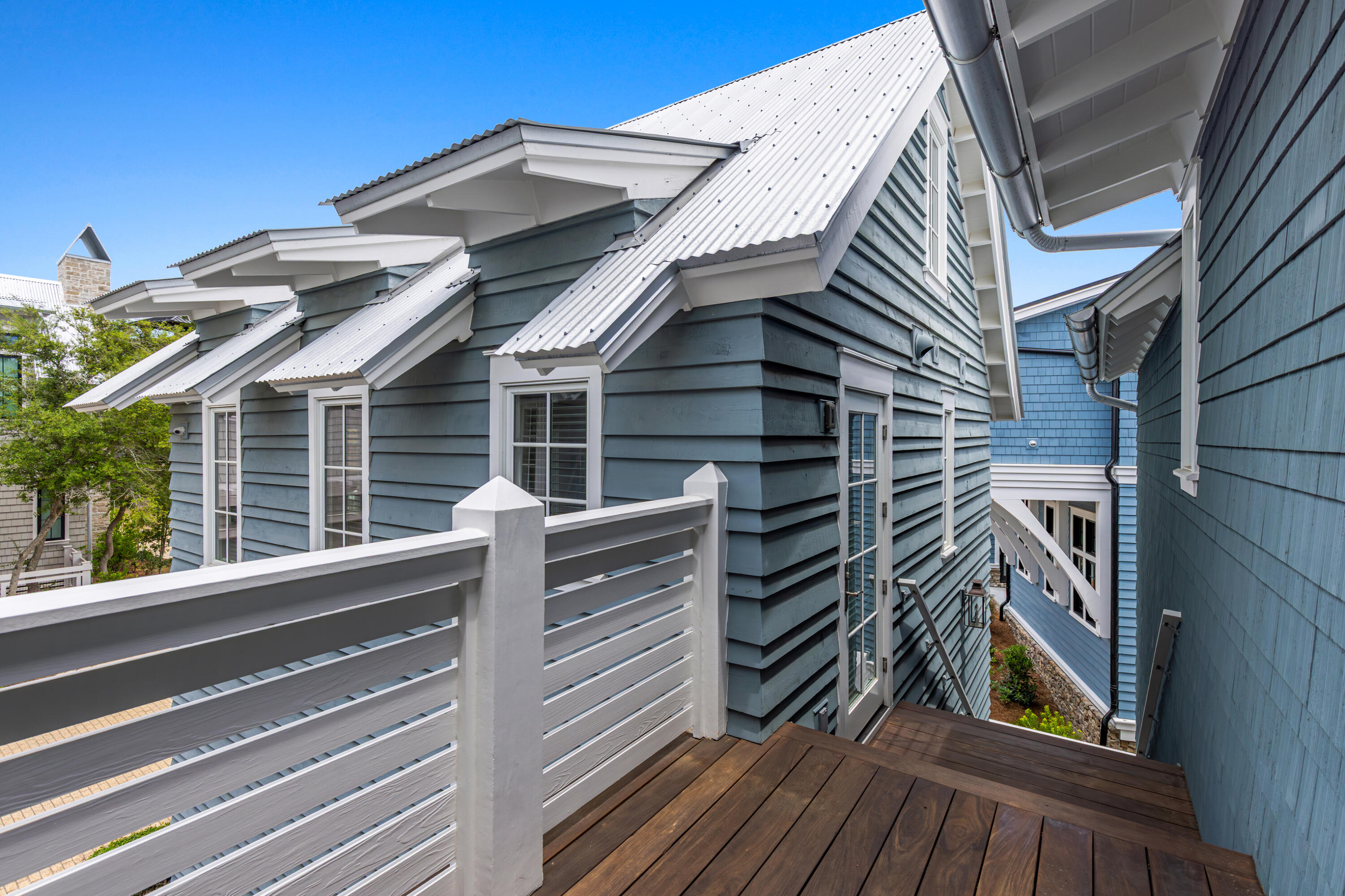 DRAPER LAKE COASTAL VILLAGE - Residential