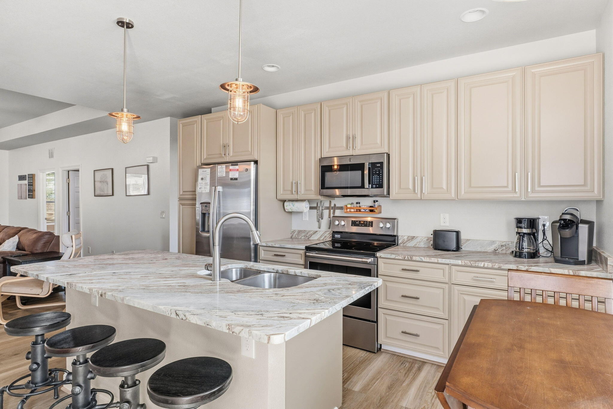 NO RECORDED SUBDIVISION - Residential