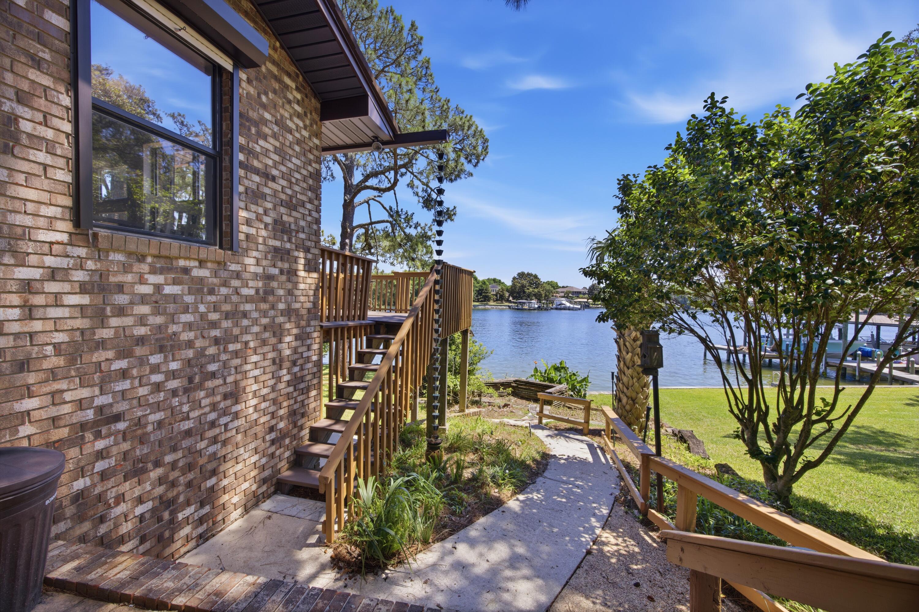 Meets and Bounds - Residential