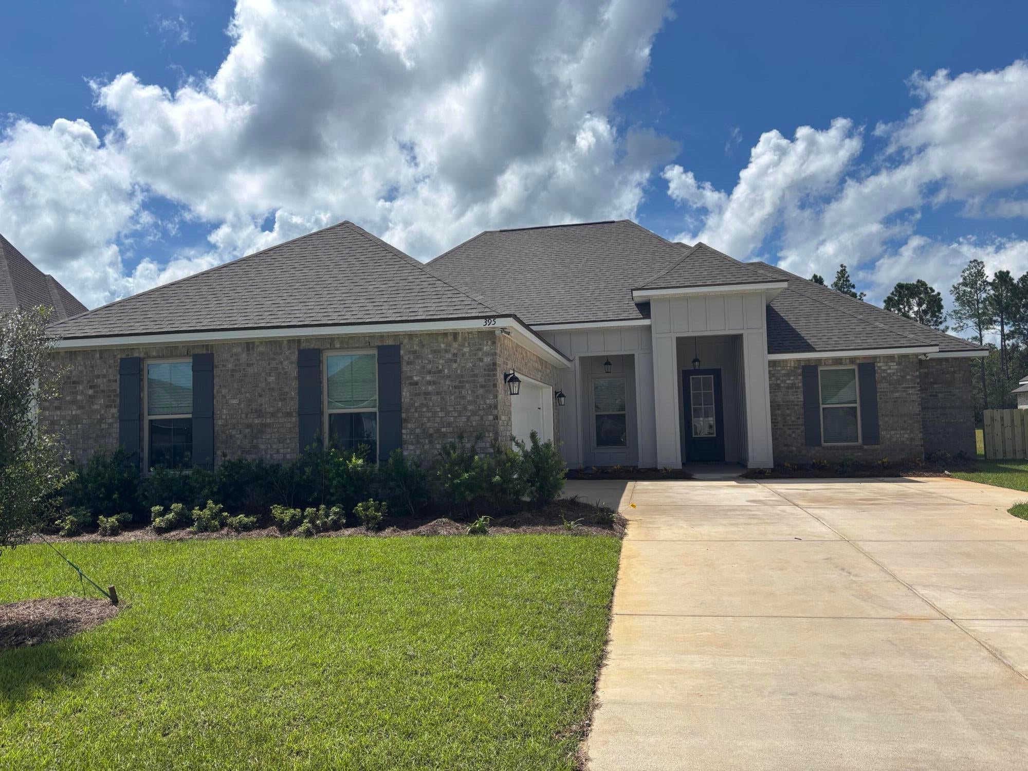 Awesome builder rate plus FREE refrigerator! Restrictions apply. 

The KLEIN III H in Starburst at Hammock Bay community offers a 4BR/3BA, open design. Upgrades added (list attached). Features: double vanity, garden tub, separate custom tiled shower, and walk-in closet in master bath, tray ceiling in master bed, double vanity in 2nd bath, kitchen island, walk-in pantry, boot bench in mudroom, covered porches, undermount sinks, custom kitchen backsplash, crown molding, LED lighting, smart connect WIFI thermostat, framed mirrors in all baths, landscaping package, architectural 30-year shingles, flood lights, and more! Energy Efficient Features: water heater, electric kitchen appliance package, vinyl low E windows, and more! Energy Star Partner.