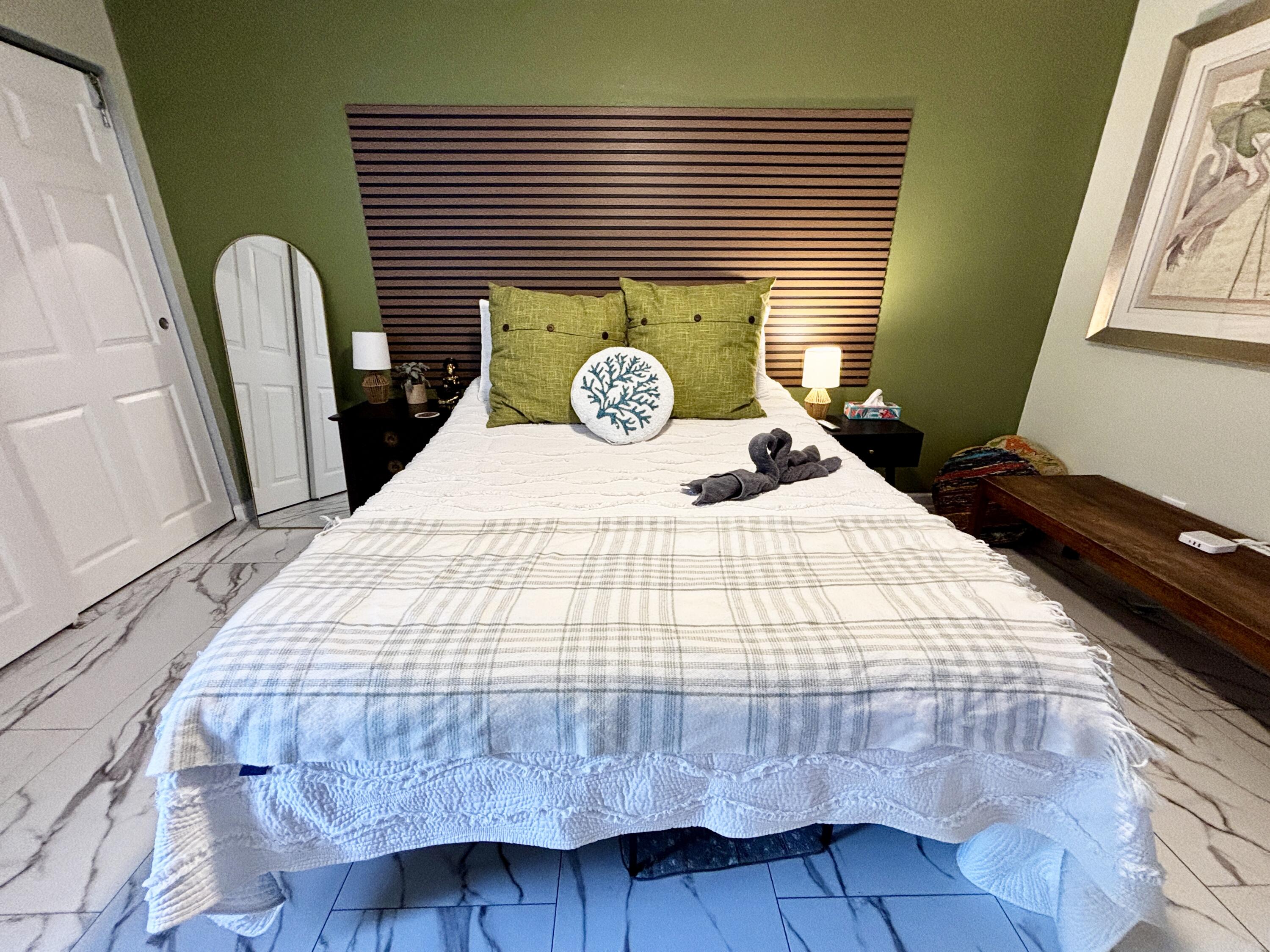 CEDARS CONDO - Residential