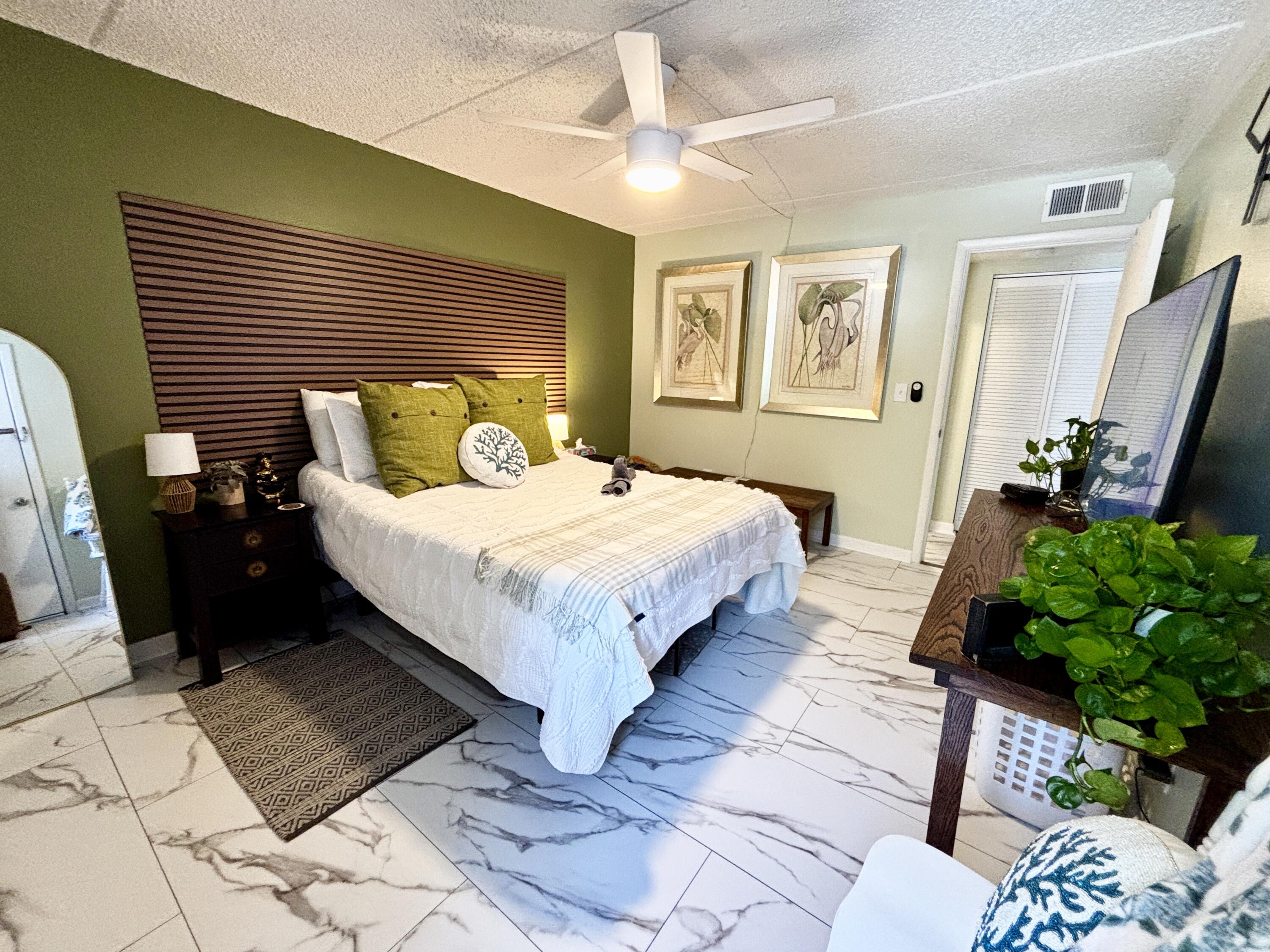 CEDARS CONDO - Residential