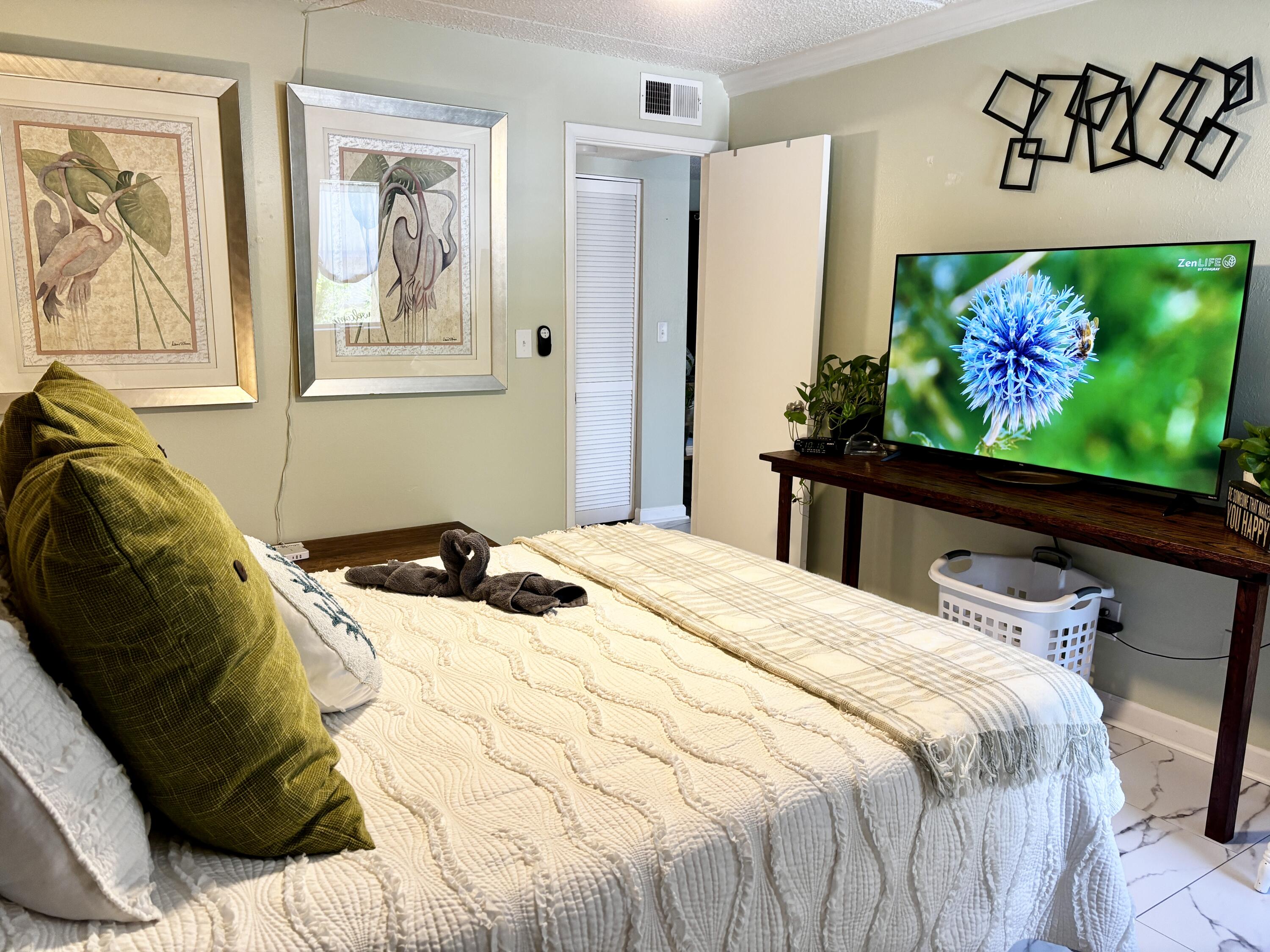 CEDARS CONDO - Residential