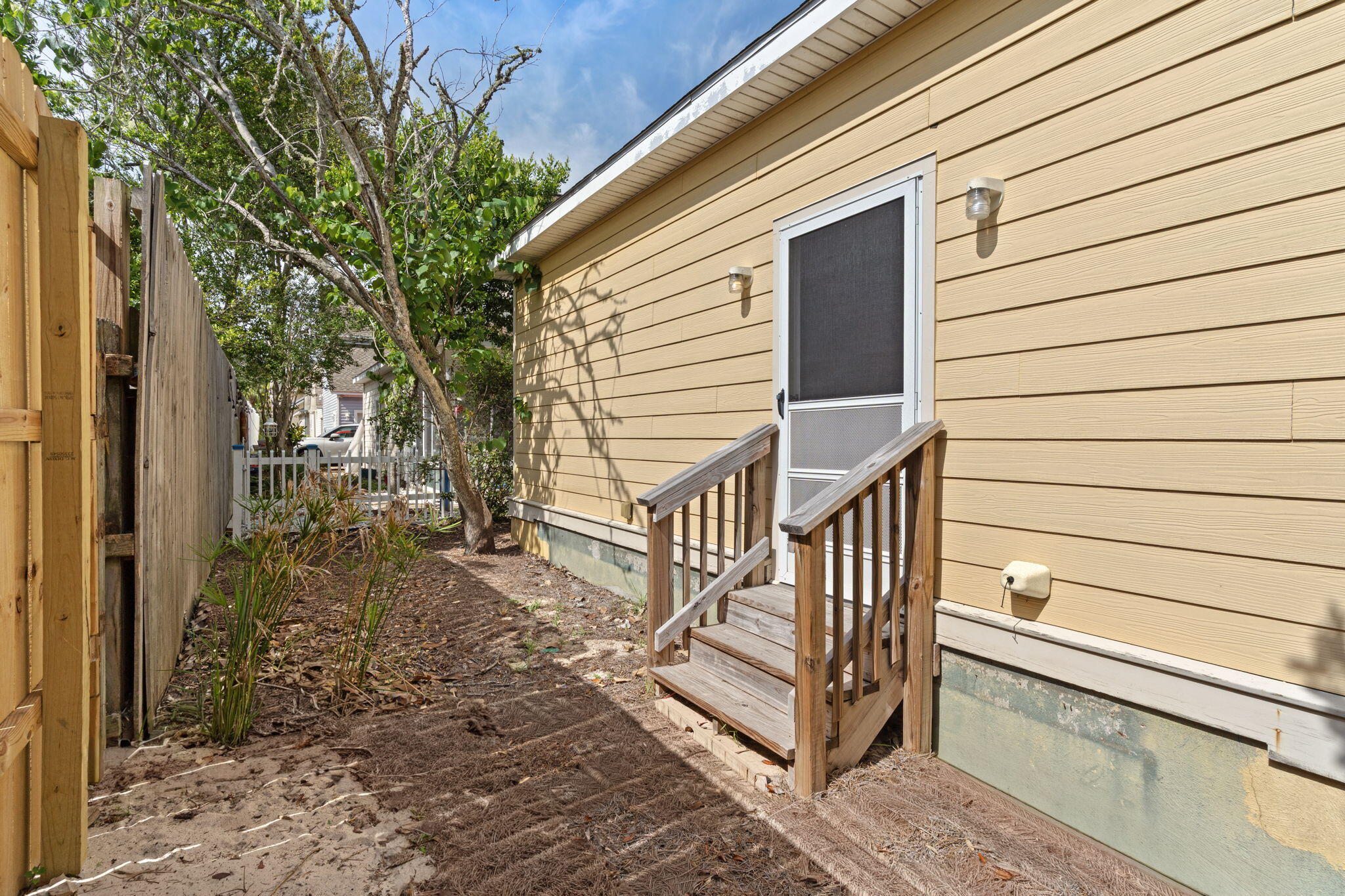 SOVEREIGN ISLE S/D - Residential