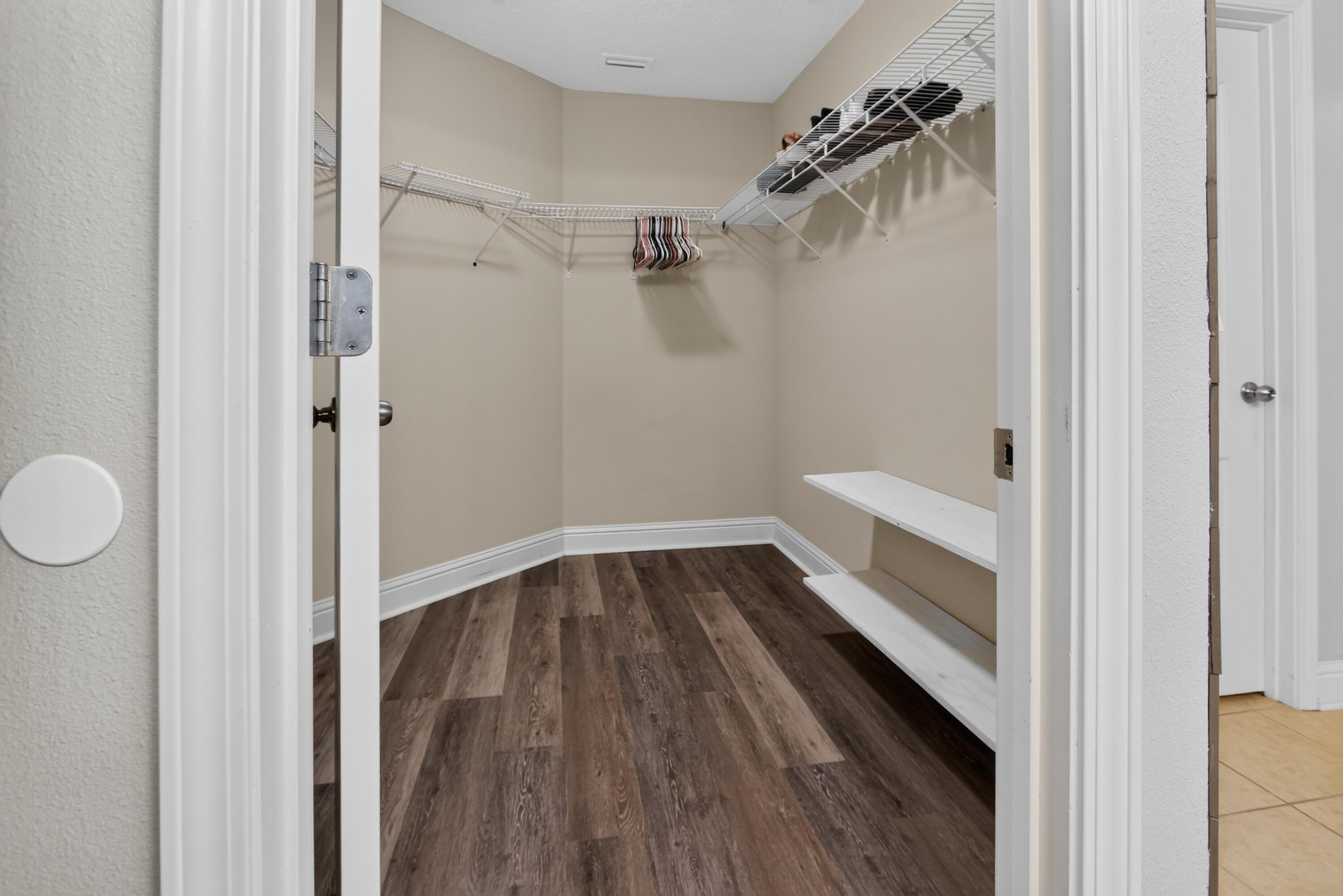 SILVER SPRINGS EST - Residential
