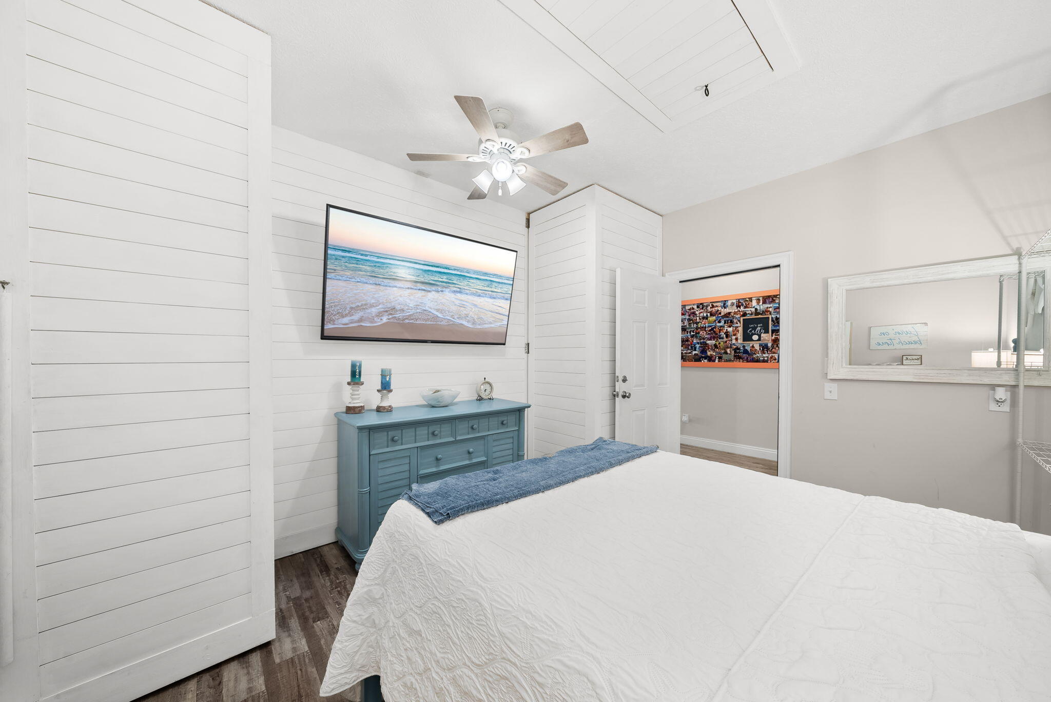 HOLIDAY BEACH UNIT 11 - Residential