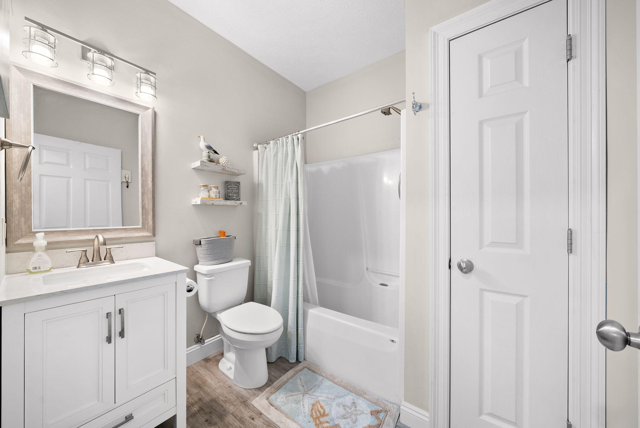 HOLIDAY BEACH UNIT 11 - Residential