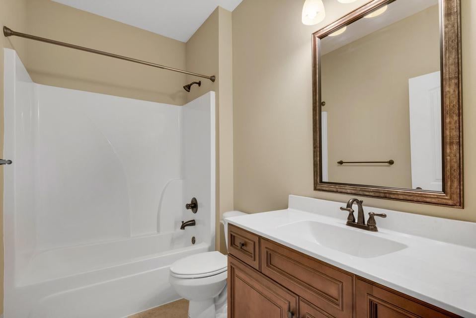 METES & BOUNDS - Residential Lease