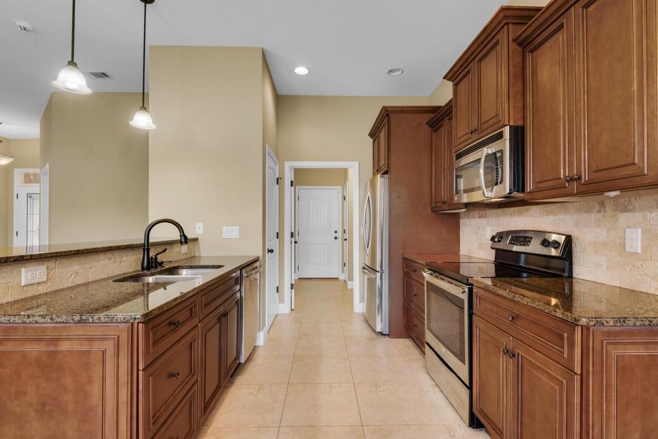 METES & BOUNDS - Residential Lease