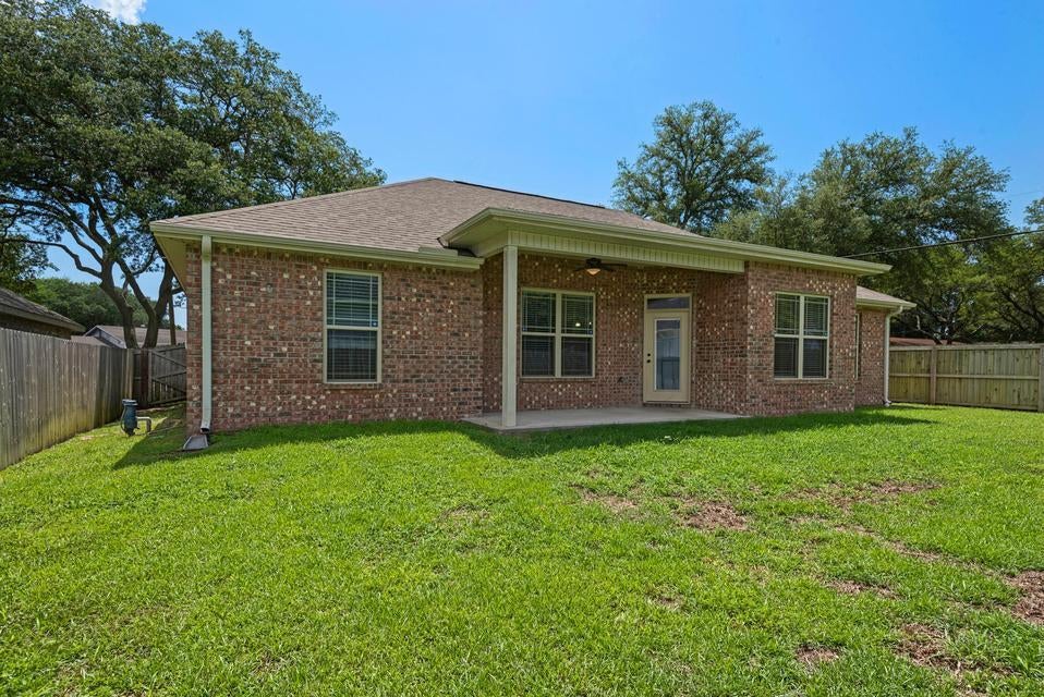 METES & BOUNDS - Residential Lease