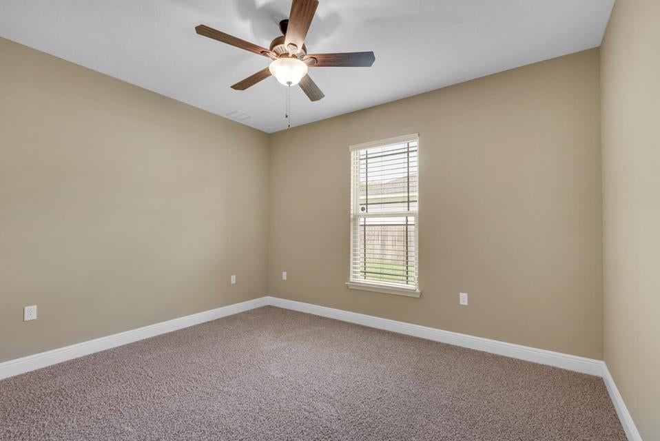 METES & BOUNDS - Residential Lease