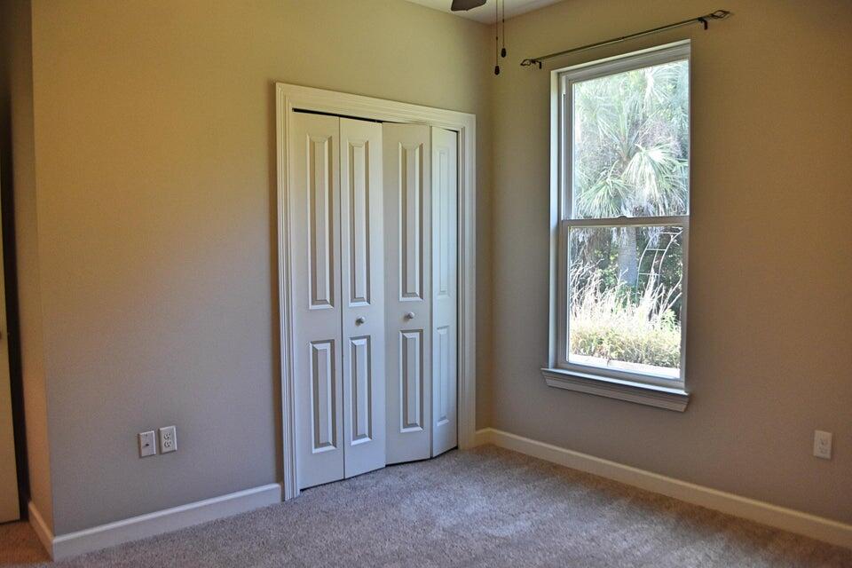 BRANDON OAKS 2ND ADD - Residential Lease