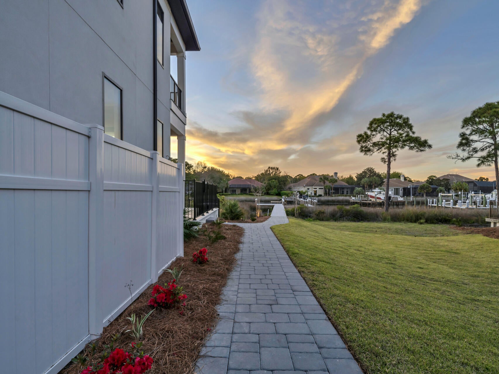 KELLY PLANTATION S/D - Residential Lease